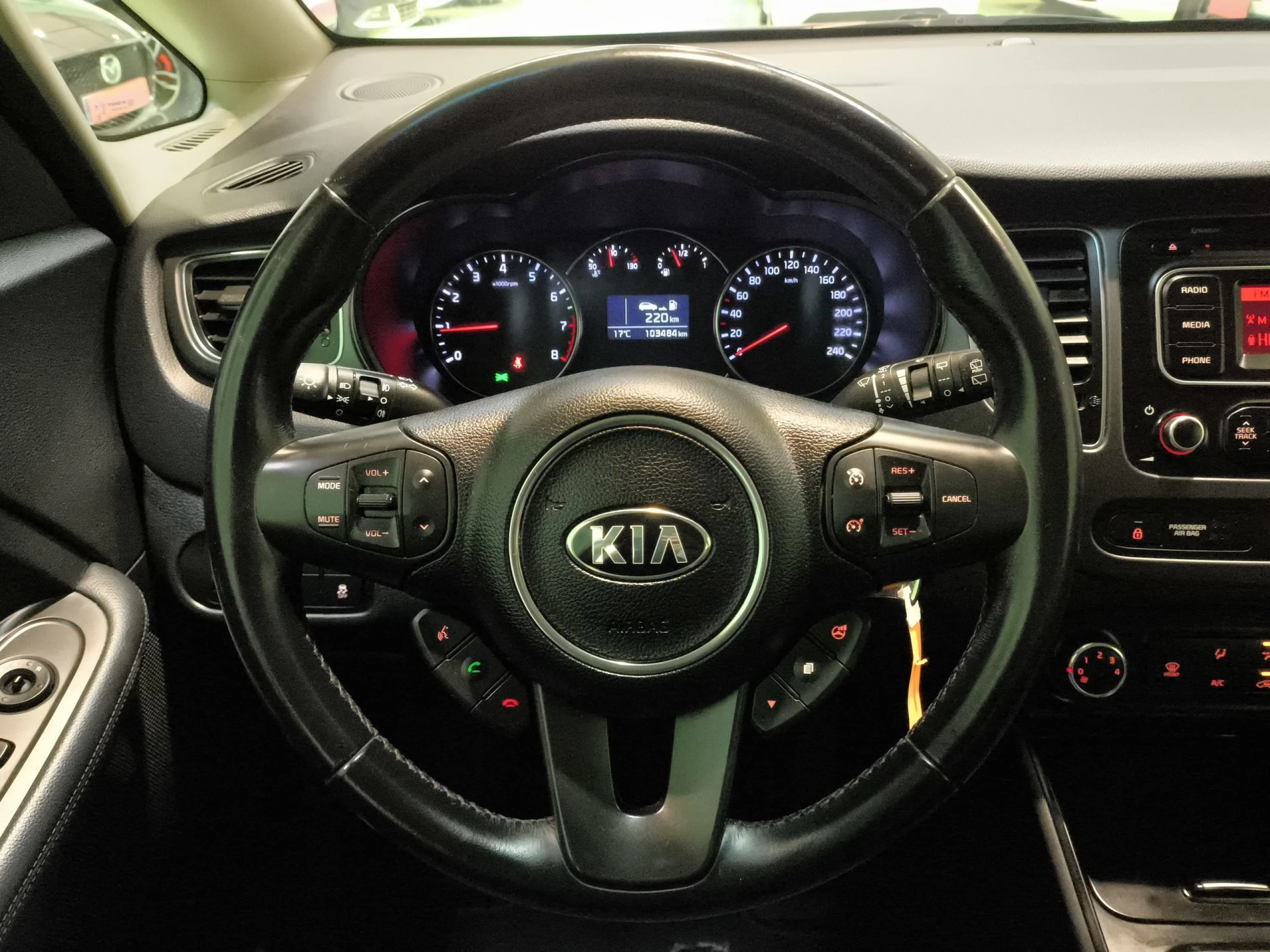 Kia Carens 1.6 GDi Concept 99 kW (135 CV) - Foto 11