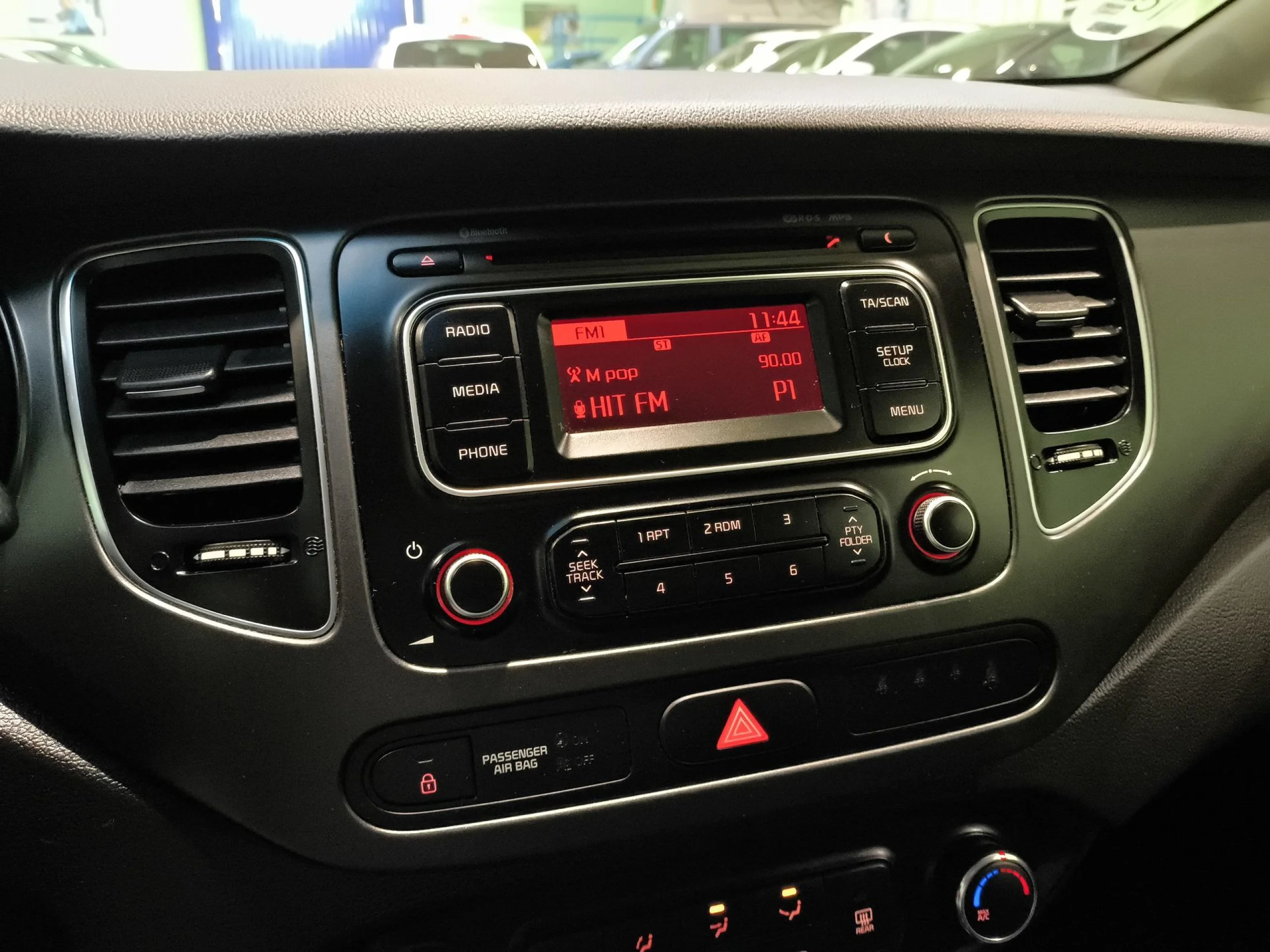 Kia Carens 1.6 GDi Concept 99 kW (135 CV) - Foto 13