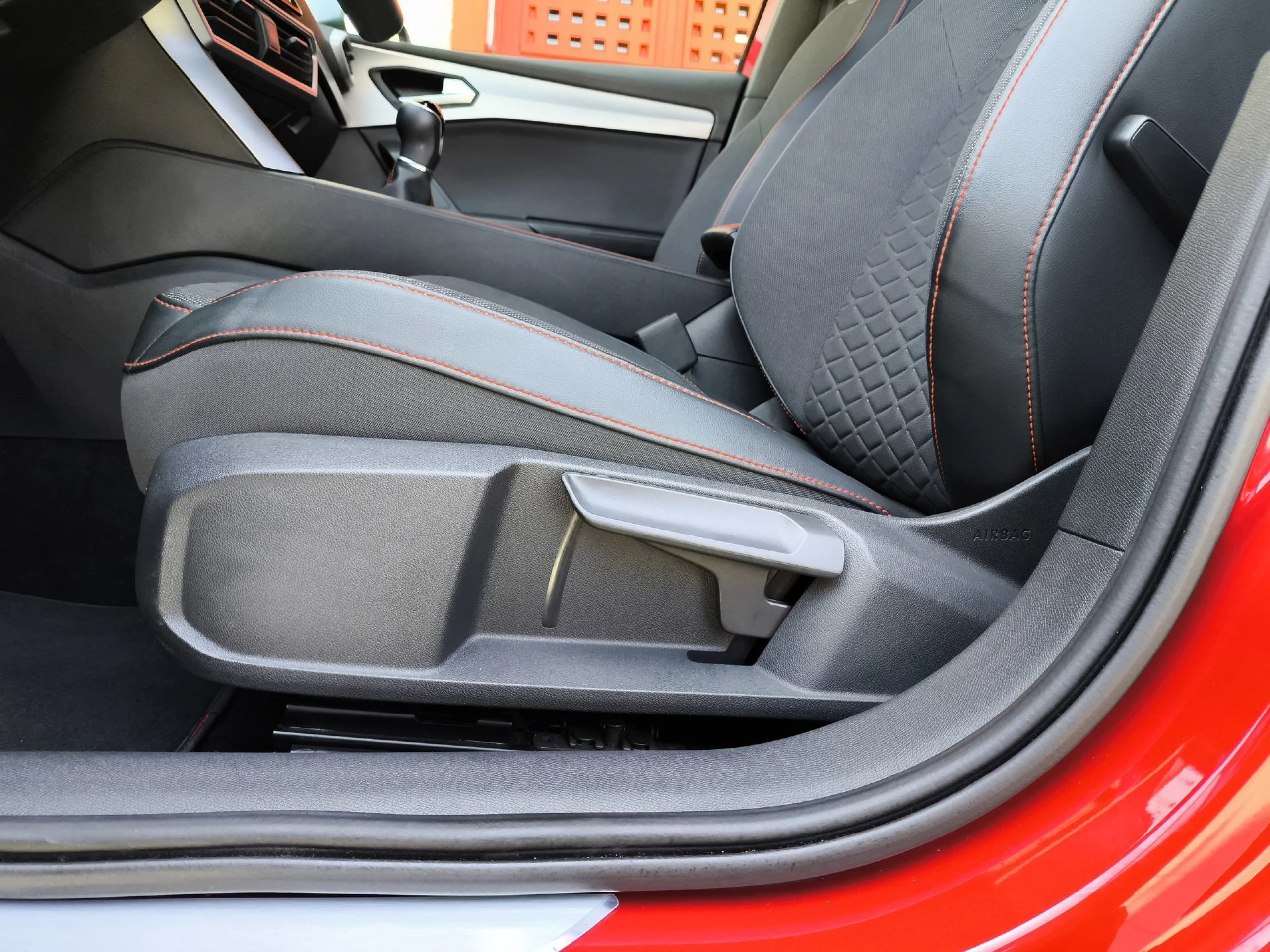Seat León 1.5 TSI SANDS FR 110 kW (150 CV) - Foto 9