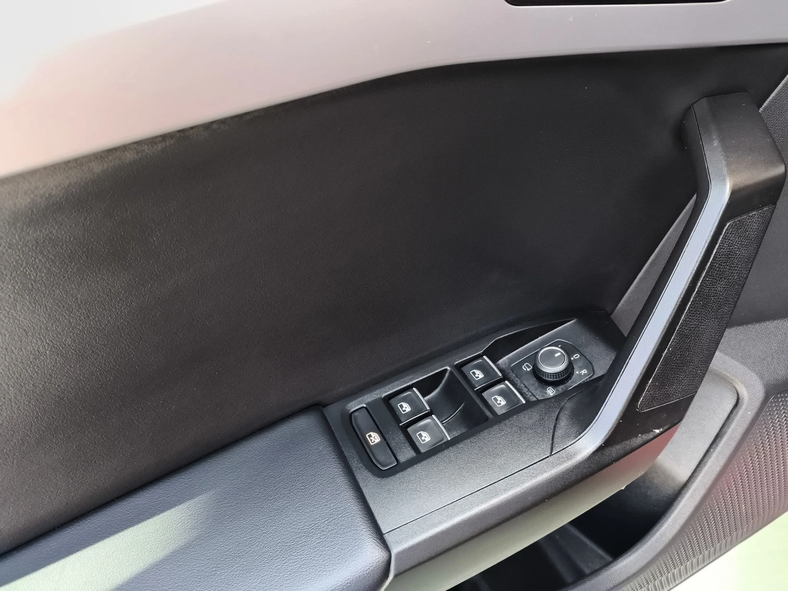 Seat León 1.5 TSI SANDS FR 110 kW (150 CV) - Foto 10