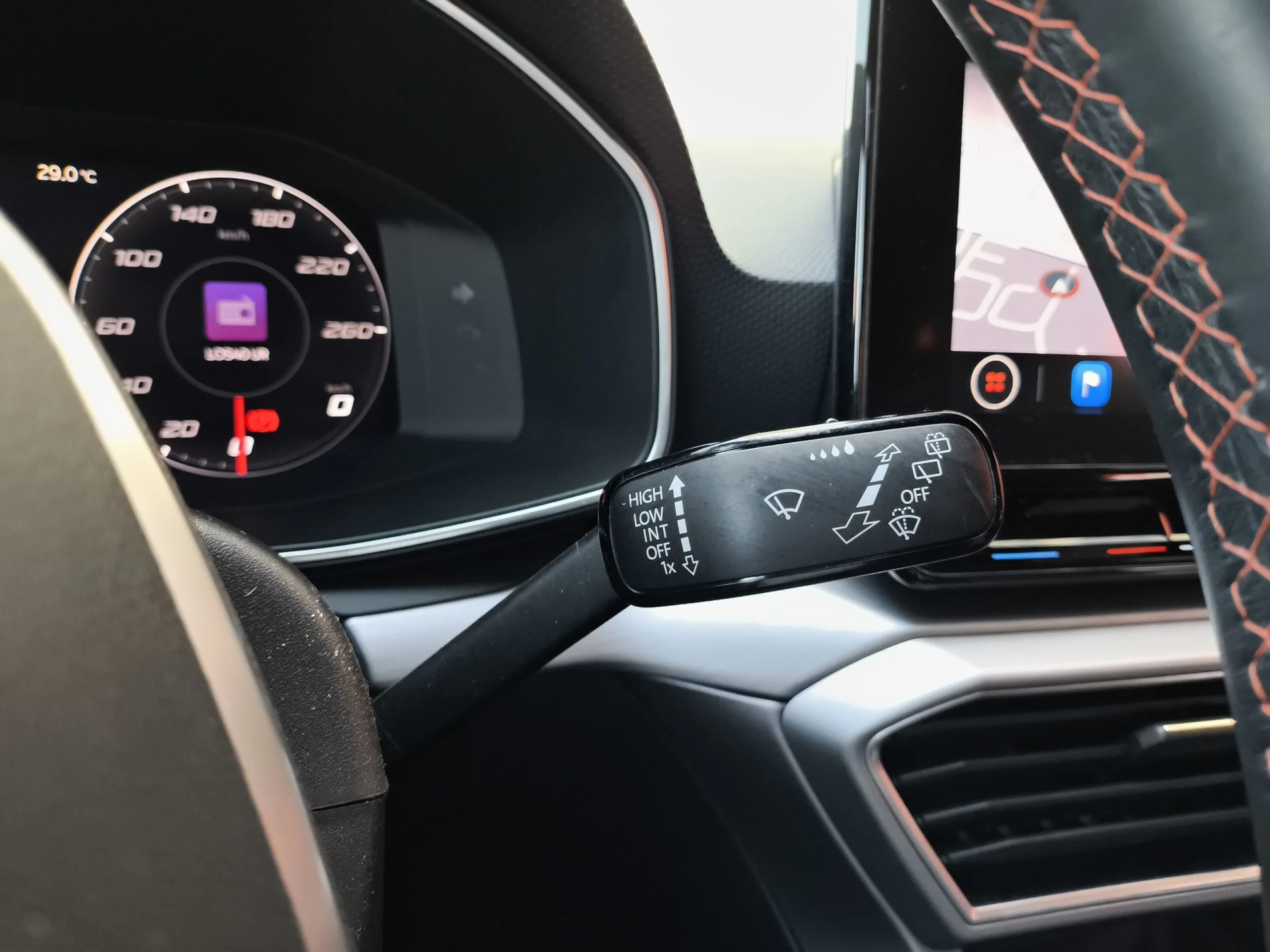 Seat León 1.5 TSI SANDS FR 110 kW (150 CV) - Foto 17