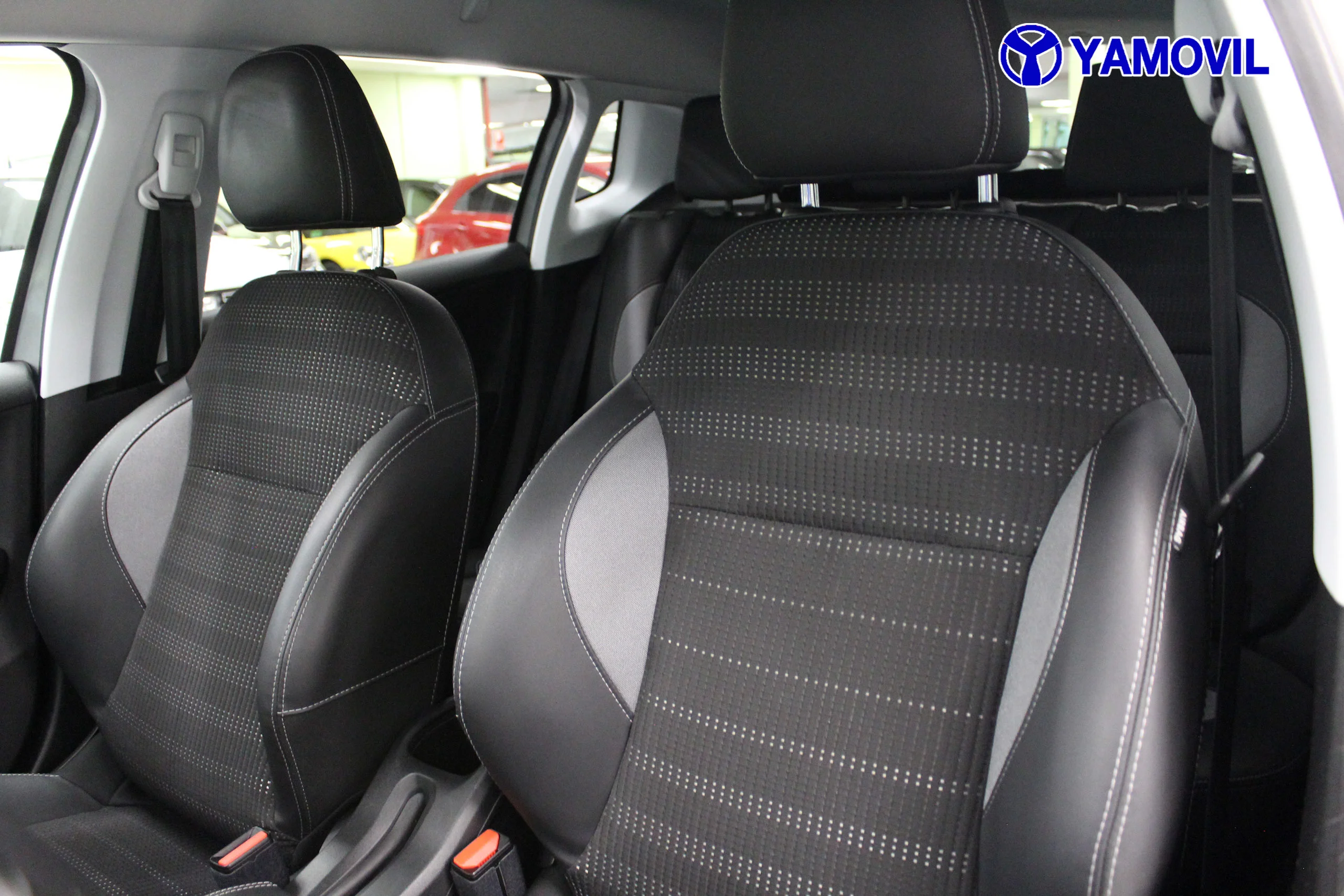 Peugeot 2008 SUV ALLURE BLUEHDI SS EAT6 120CV 5P. - Foto 13