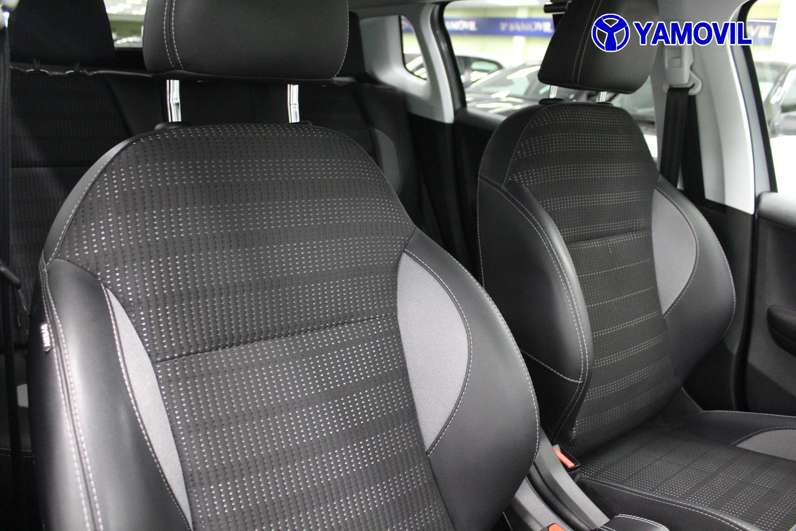 Peugeot 2008 SUV ALLURE BLUEHDI SS EAT6 120CV 5P. - Foto 17