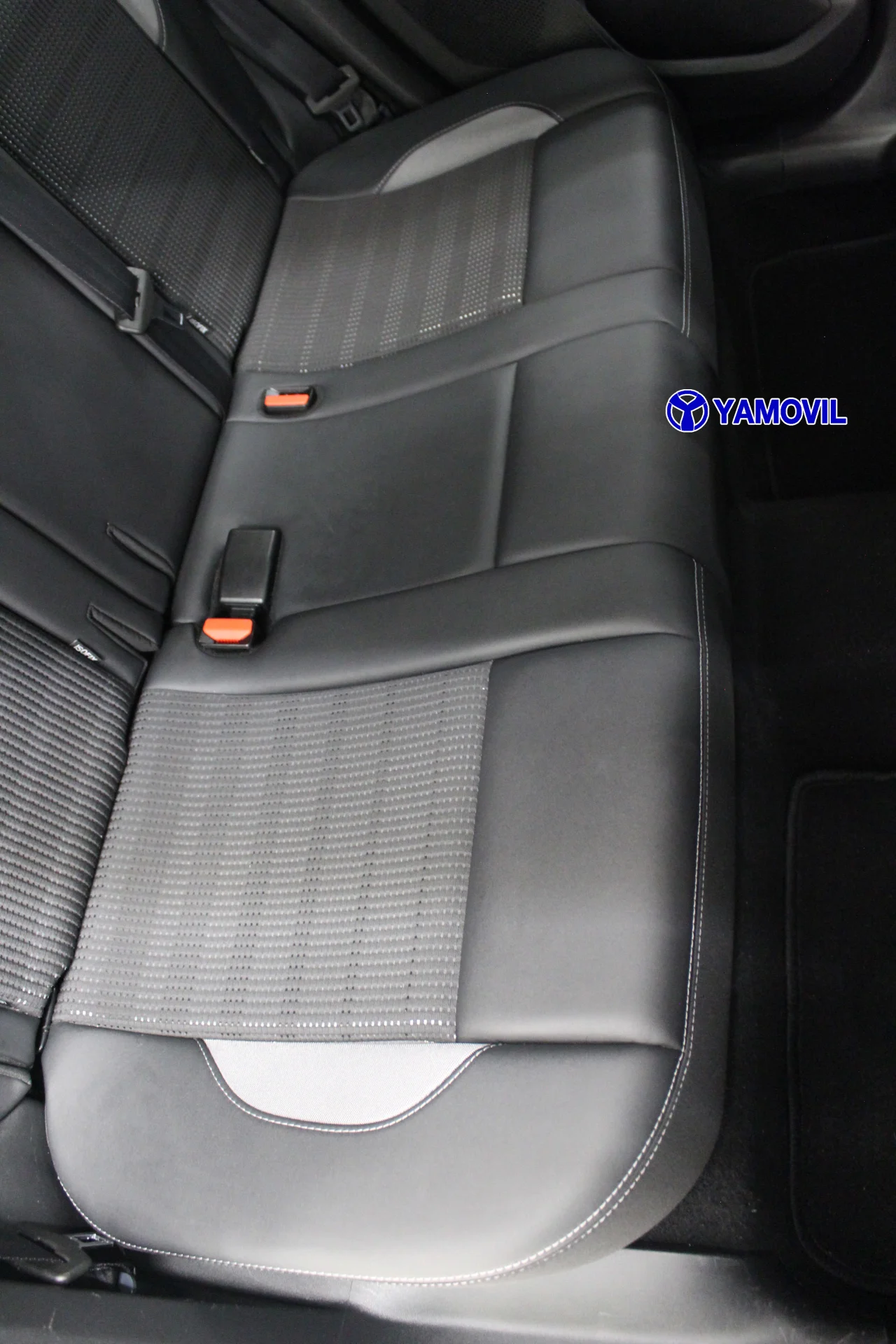 Peugeot 2008 SUV ALLURE BLUEHDI SS EAT6 120CV 5P. - Foto 20