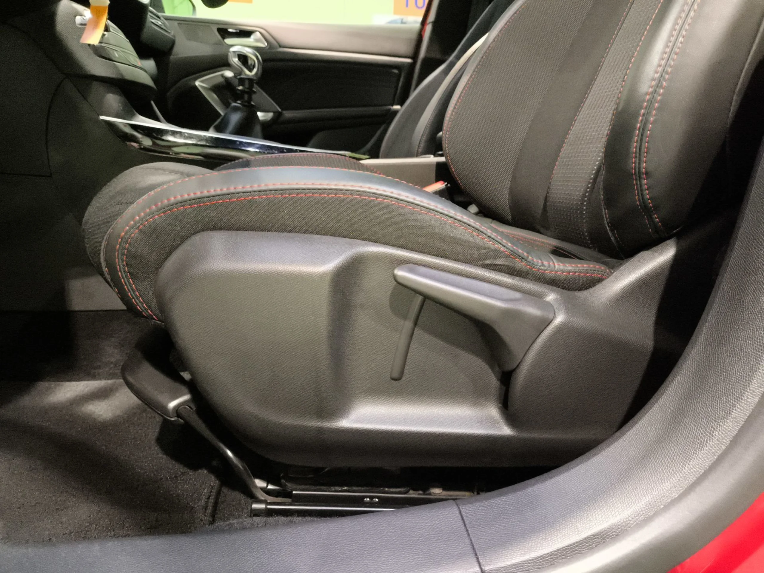 Peugeot 308 PureTech 130 SANDS GT Line 96 kW (130 CV) - Foto 9