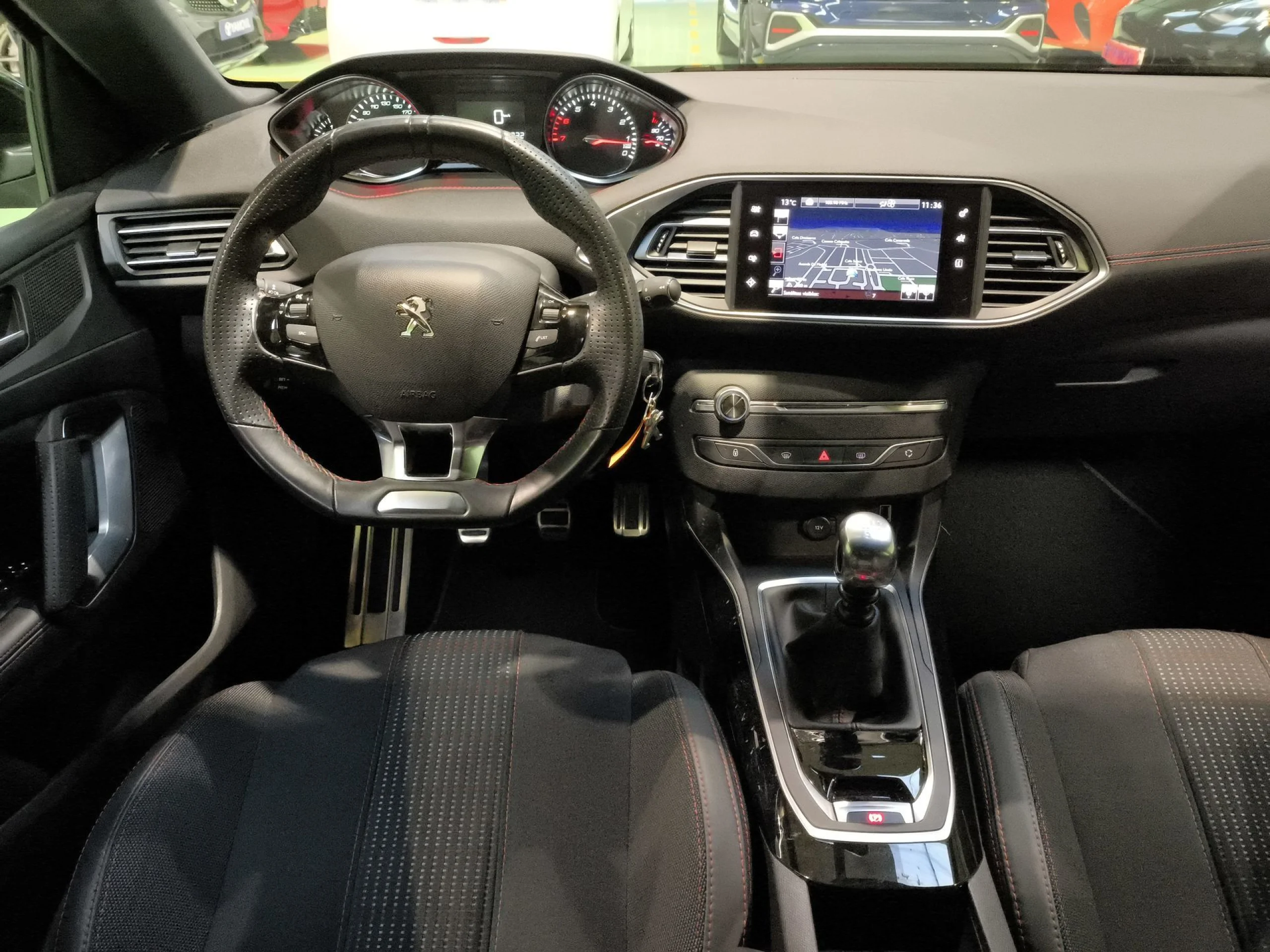 Peugeot 308 PureTech 130 SANDS GT Line 96 kW (130 CV) - Foto 17