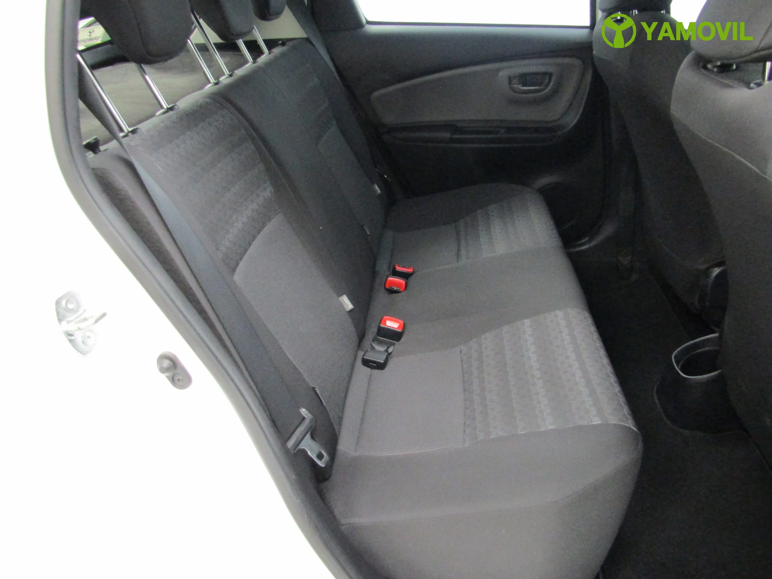 Toyota Yaris 1.3 ACTIVE MULTIDRIVE 99CV AUTO - Foto 21