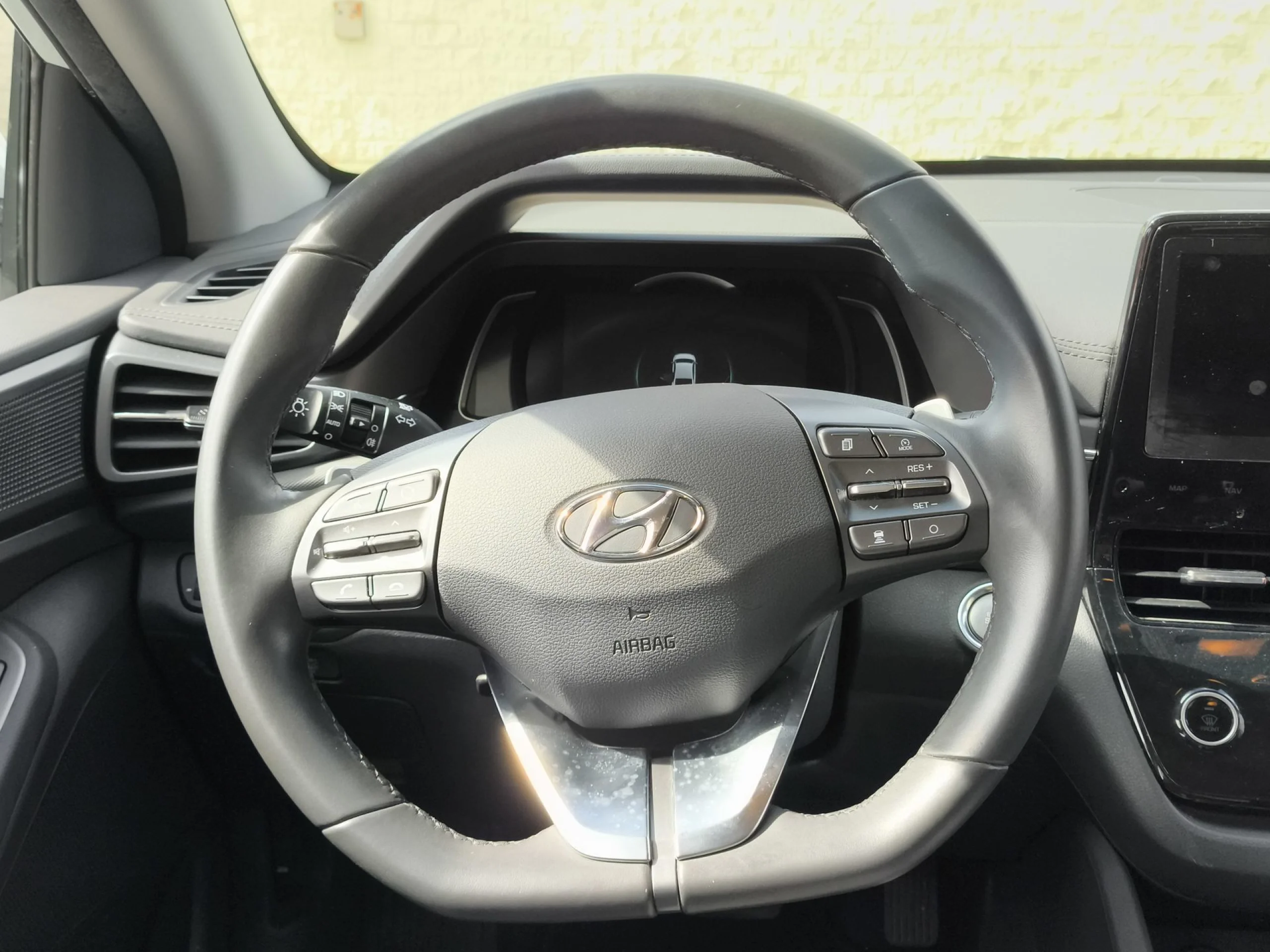 Hyundai IONIQ 1.6 GDI HEV Tecno DCT 104 kW (141 CV) - Foto 11