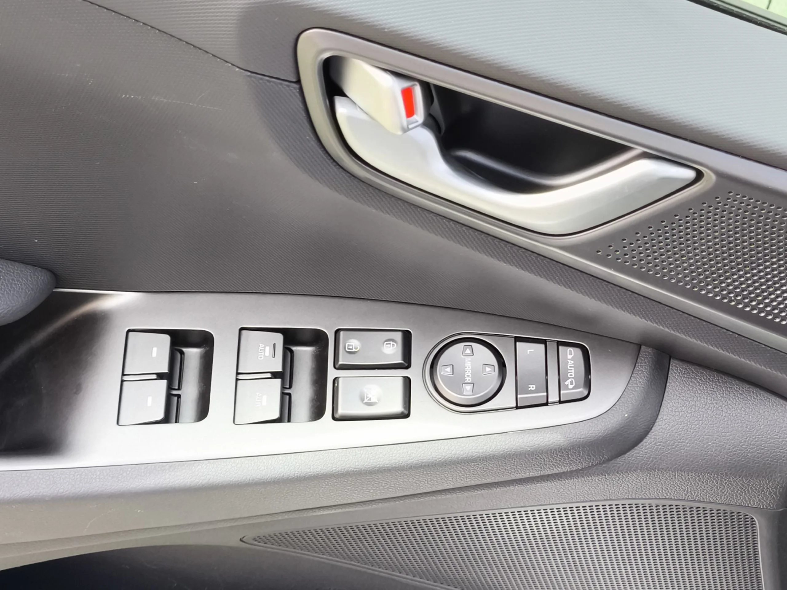 Hyundai IONIQ 1.6 GDI HEV Tecno DCT 104 kW (141 CV) - Foto 10