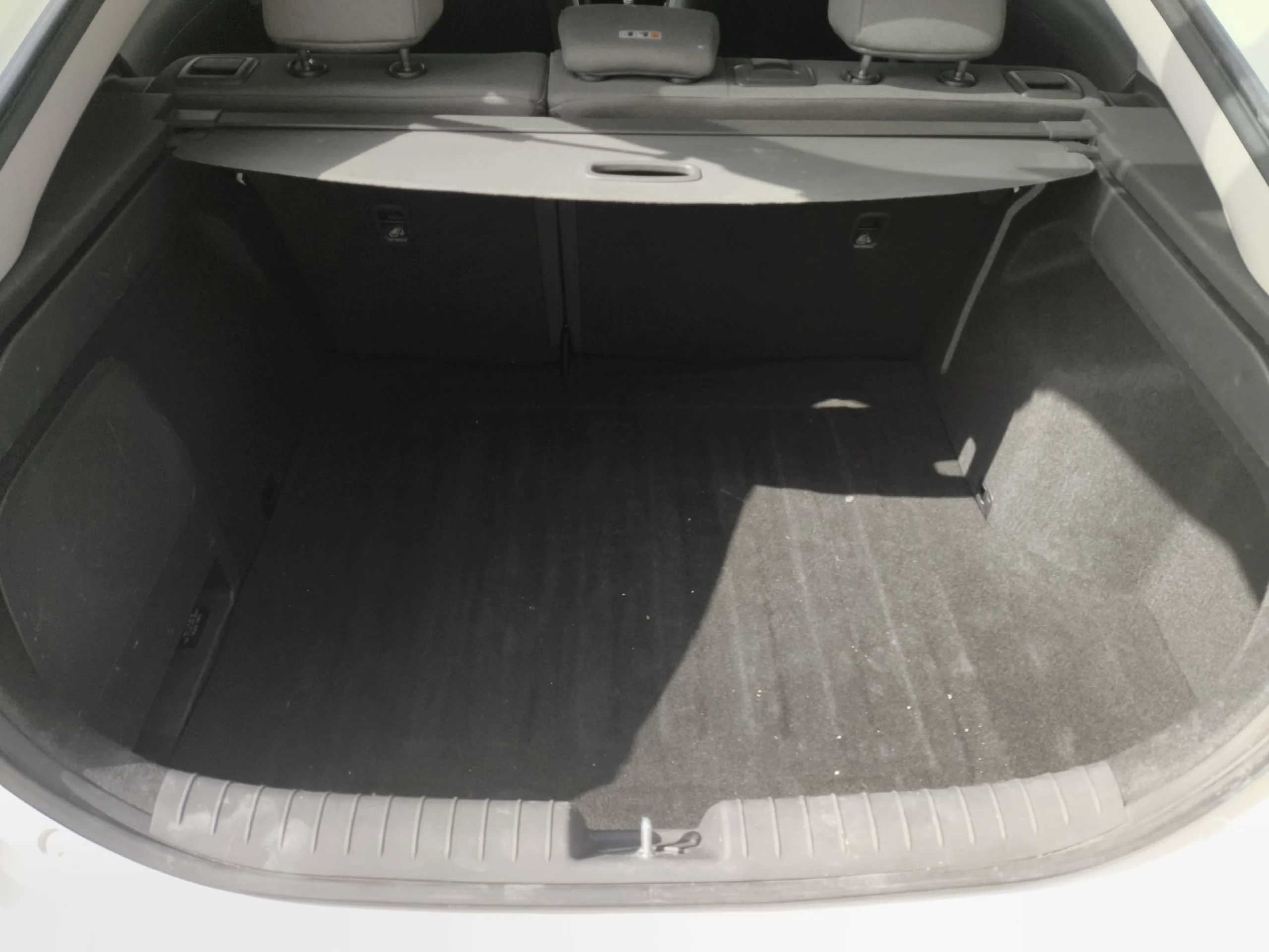 Hyundai IONIQ 1.6 GDI HEV Tecno DCT 104 kW (141 CV) - Foto 20