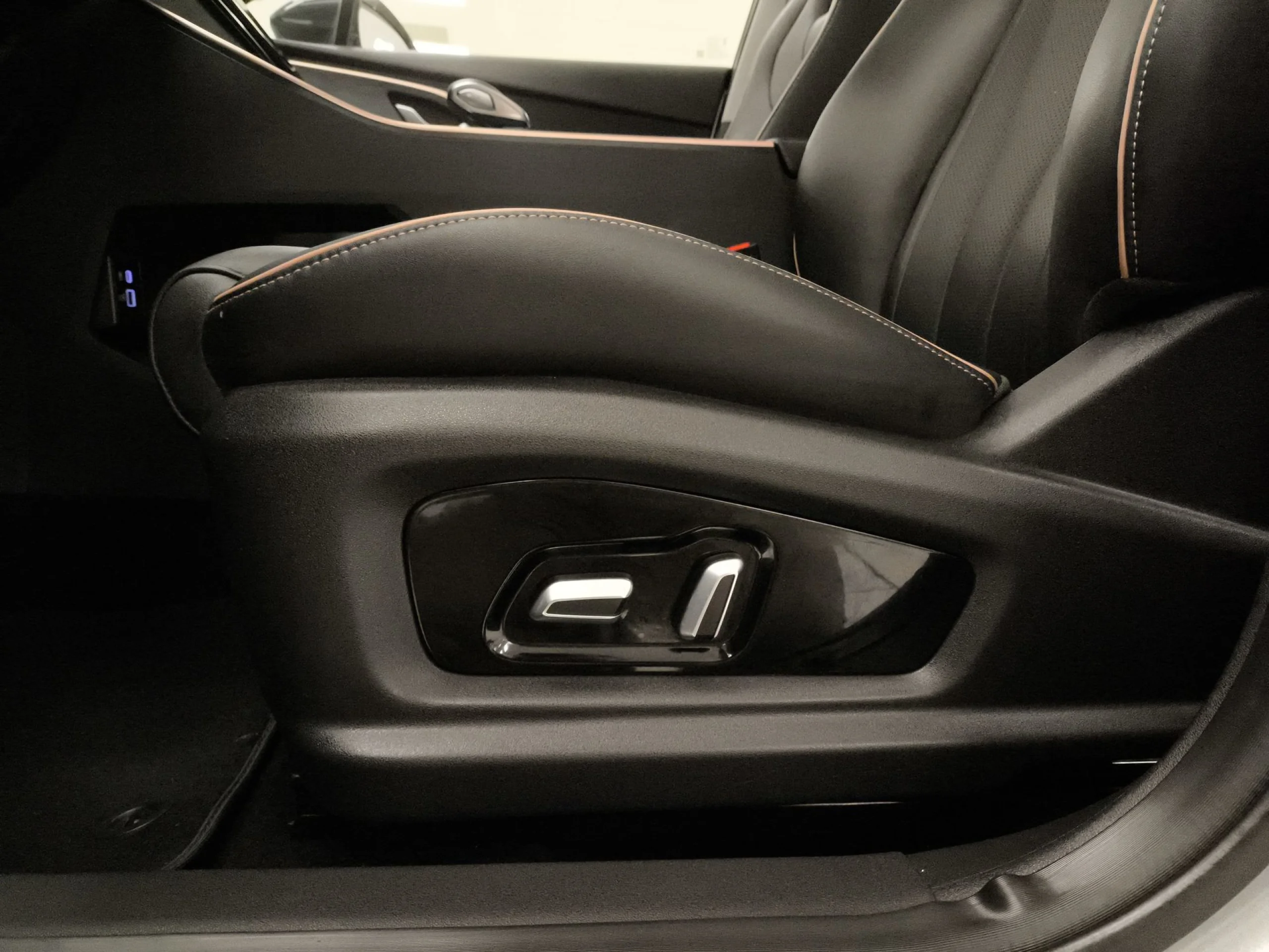 Omoda 5 1.6 T-GDI Premium DCT 136 kW (185 CV) - Foto 9