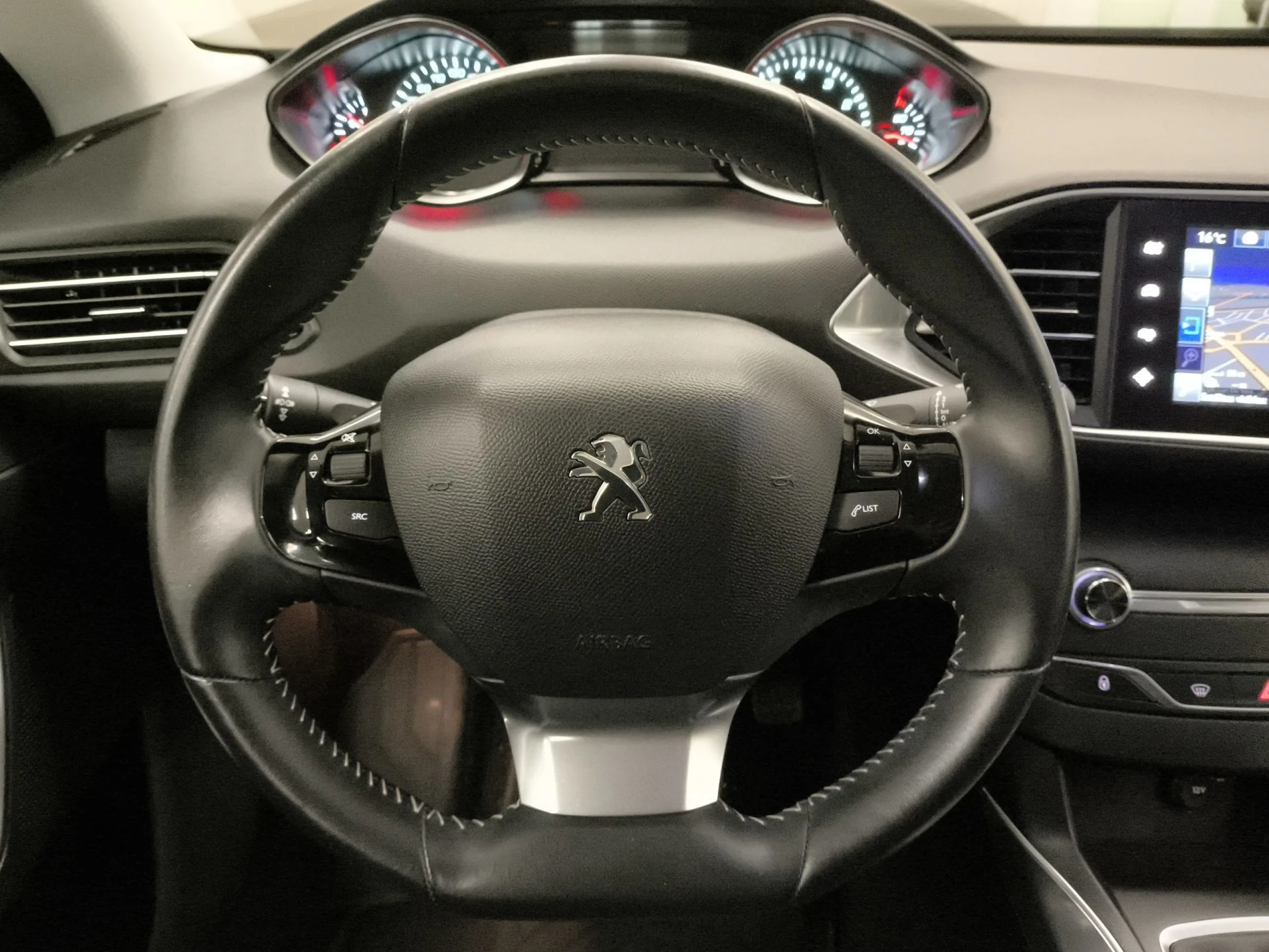 Peugeot 308 PureTech 130 SANDS Allure 96 kW (130 CV) - Foto 11