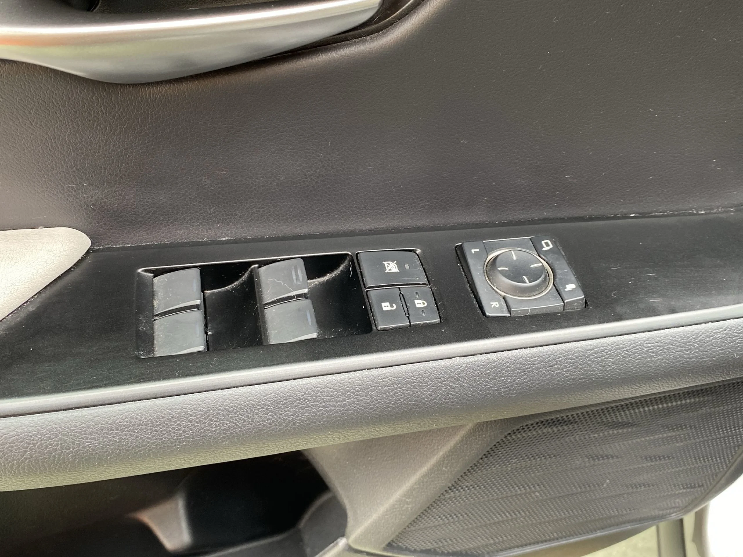 Lexus Ux 250h Business 2WD 135 kW (184 CV) - Foto 10