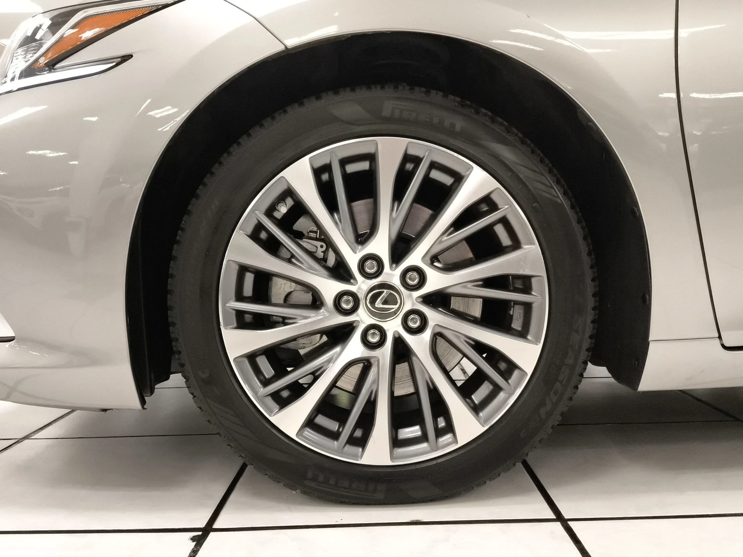 Lexus ES 300h Business 160 kW (218 CV) - Foto 7