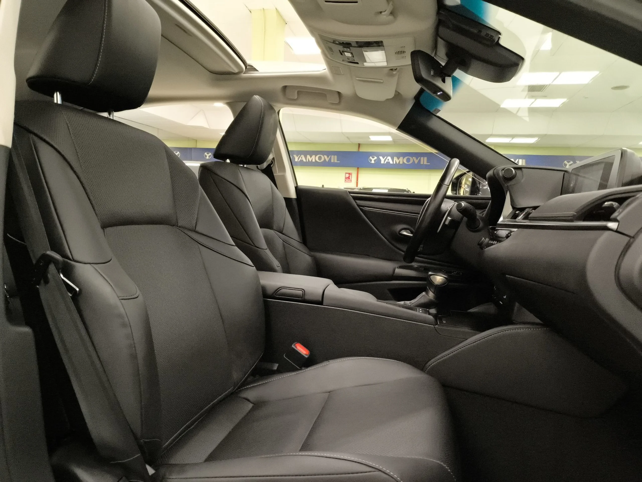 Lexus ES 300h Business 160 kW (218 CV) - Foto 22