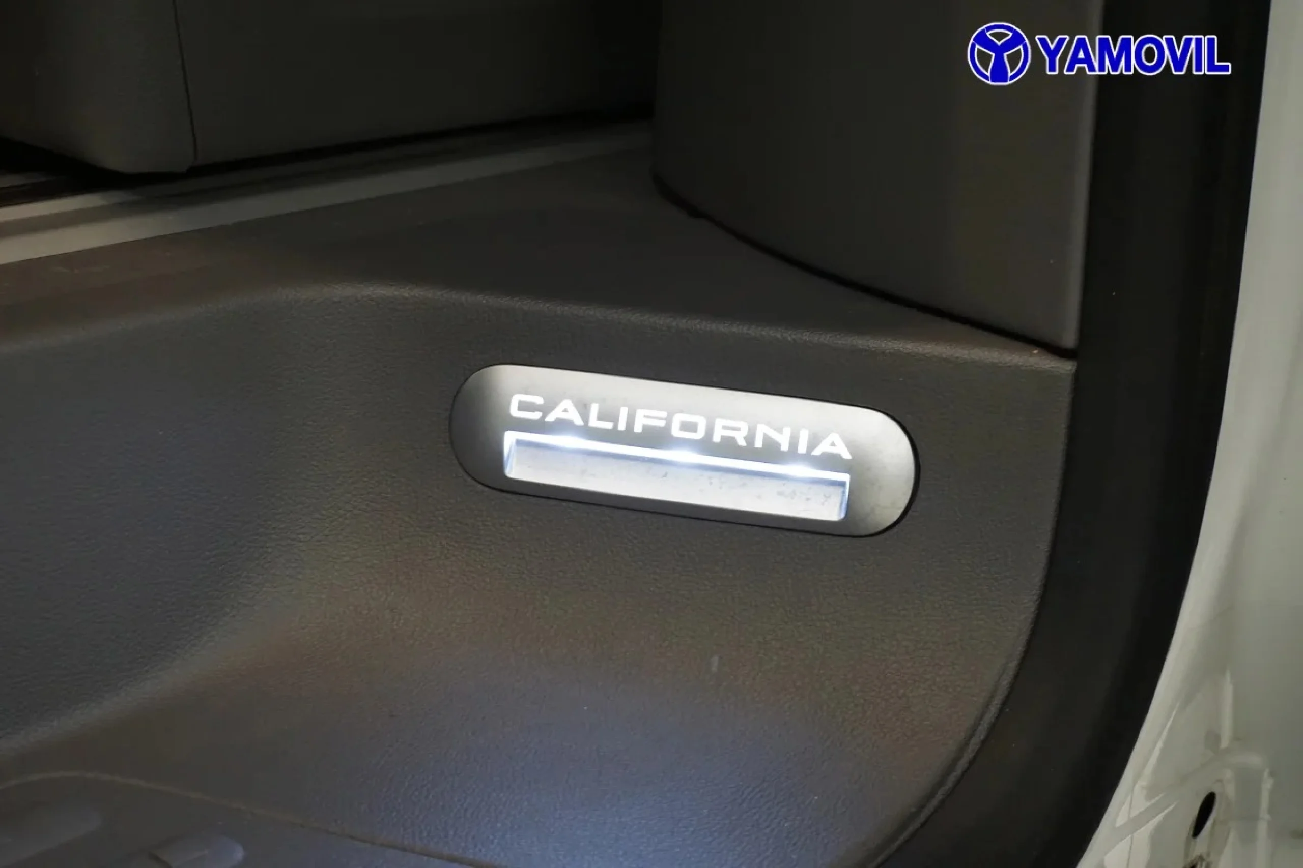 Volkswagen California Beach 2.0 TDI BMT 110 KW (150 CV) DSG - Foto 21