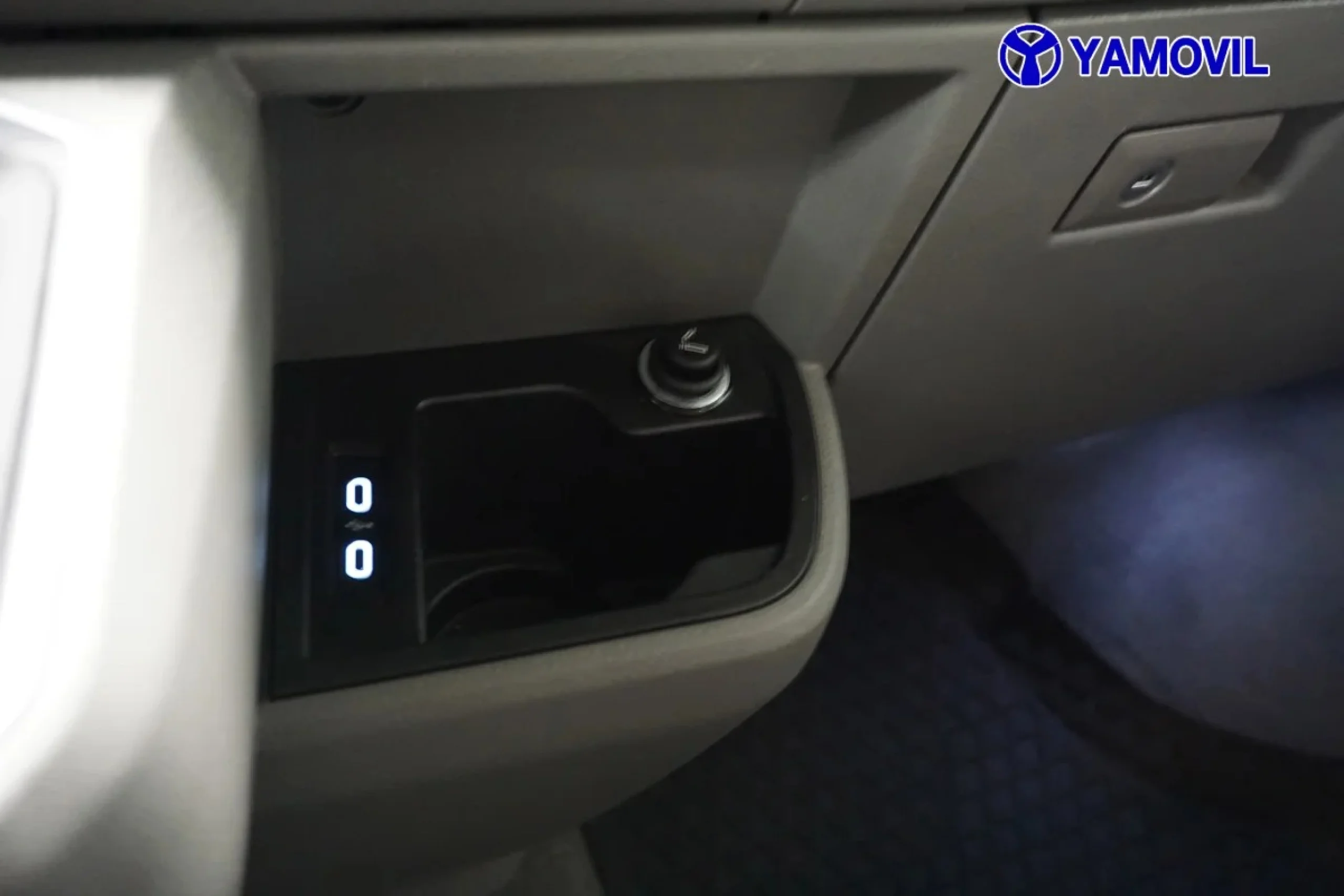 Volkswagen California Beach 2.0 TDI BMT 110 KW (150 CV) DSG - Foto 32