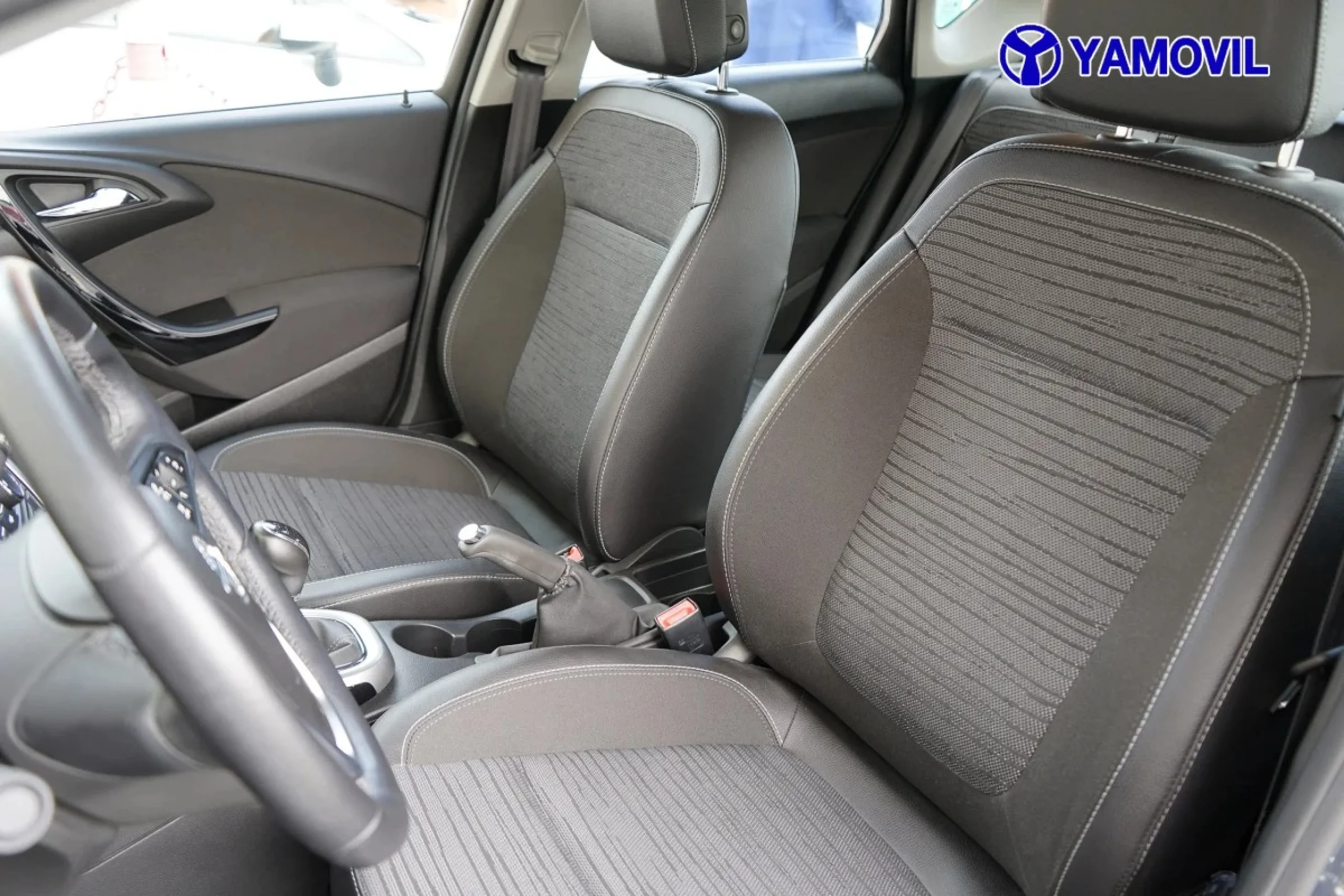 Opel Astra 1.6 CDTi SANDS Selective 81 kW (110 CV) - Foto 13
