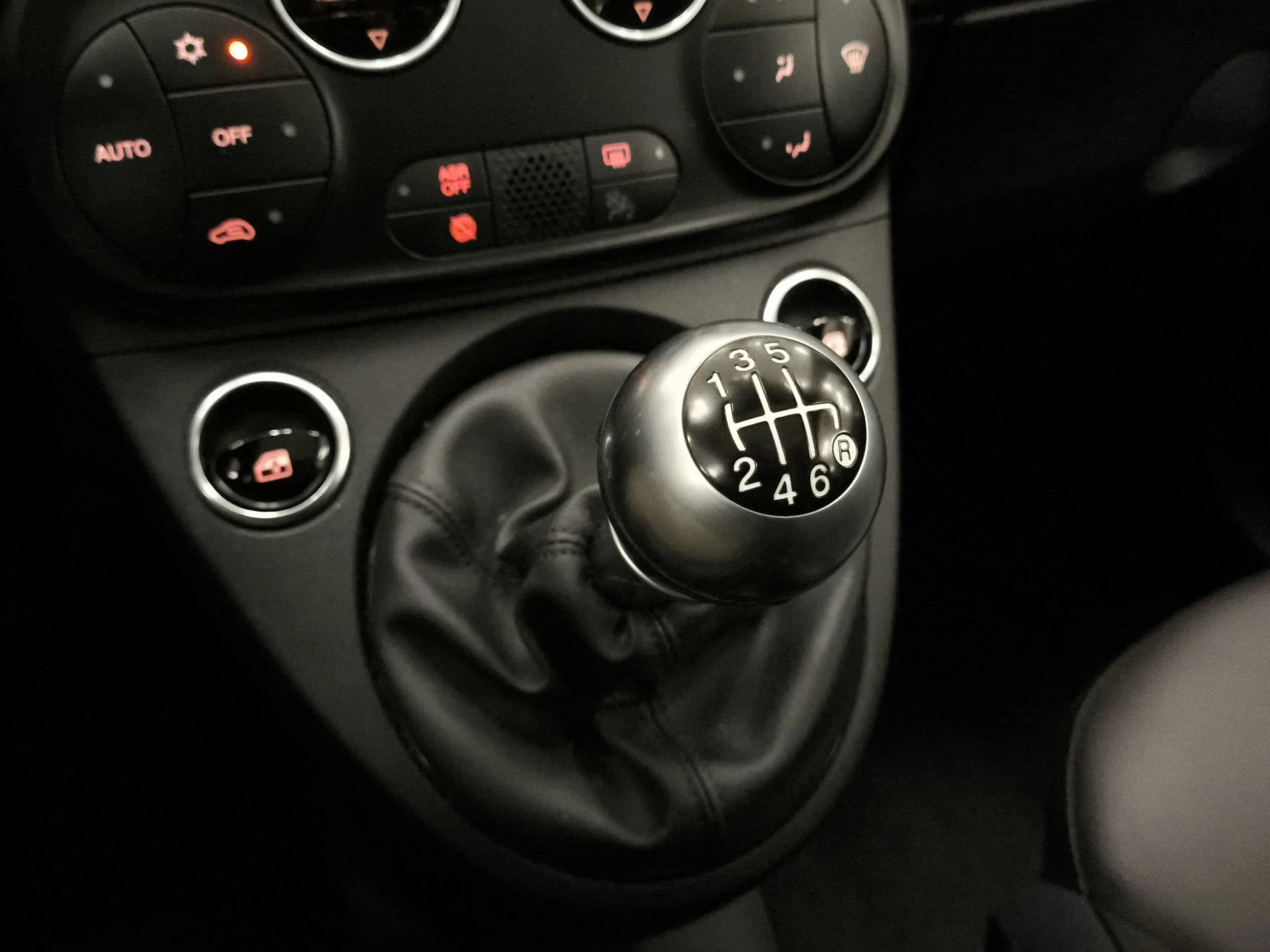 Fiat 500 1.0 6v GSE Star 51 kW (70 CV) - Foto 15