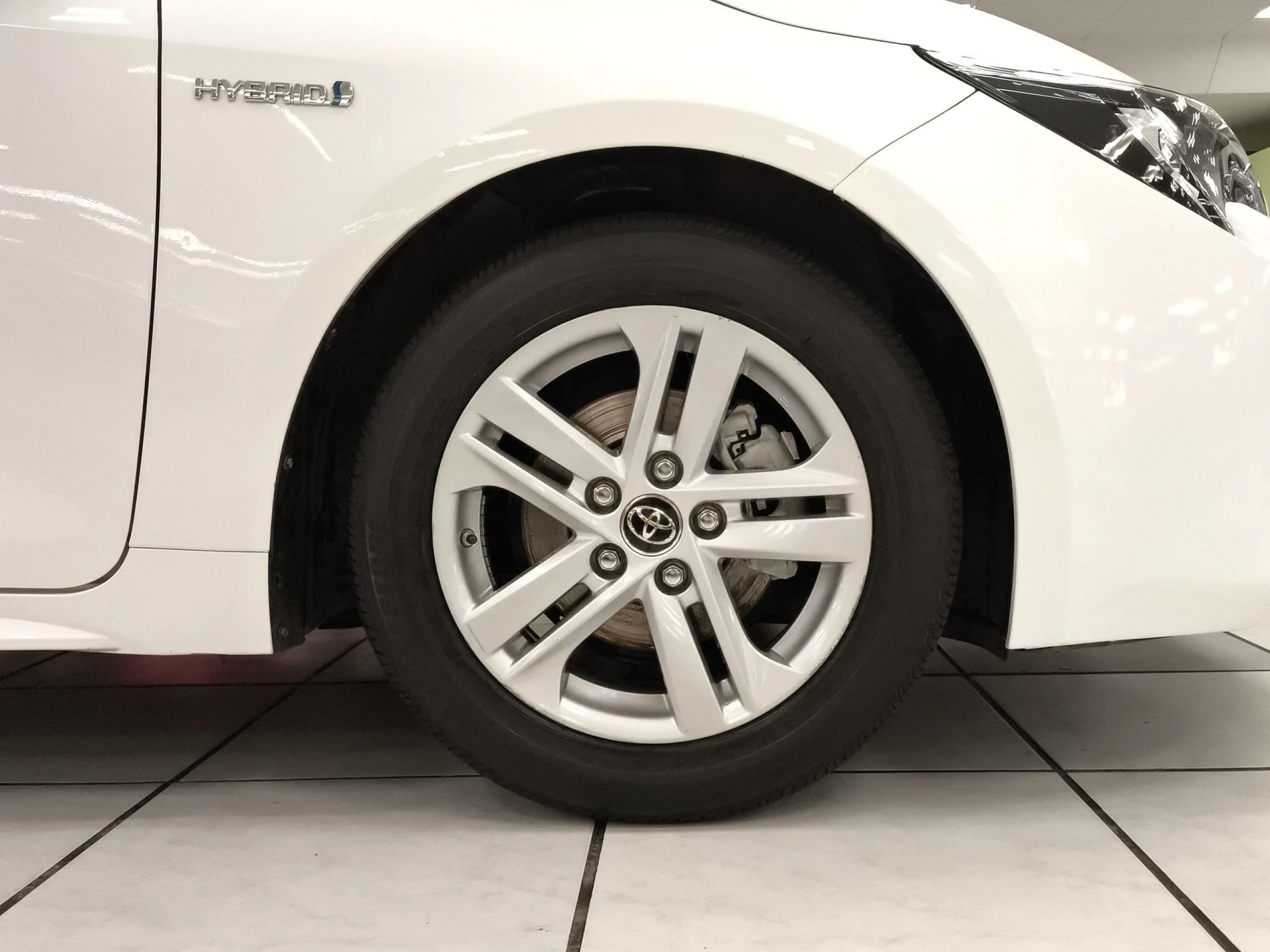 Toyota Corolla 125H Active E-CVT 90 kW (122 CV) - Foto 7