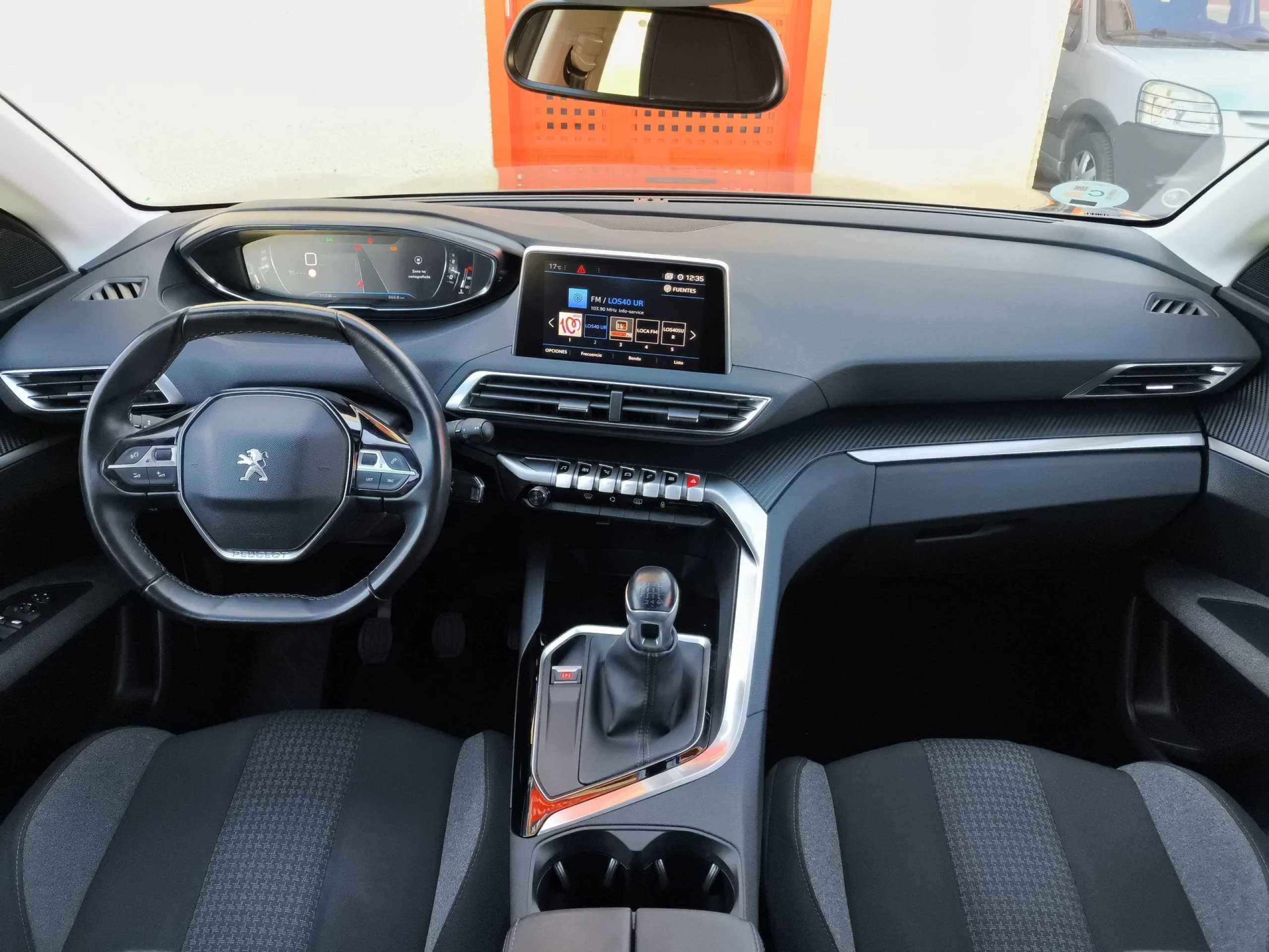 Peugeot 3008 PureTech 130 SANDS Active 96 kW (130 CV) - Foto 11
