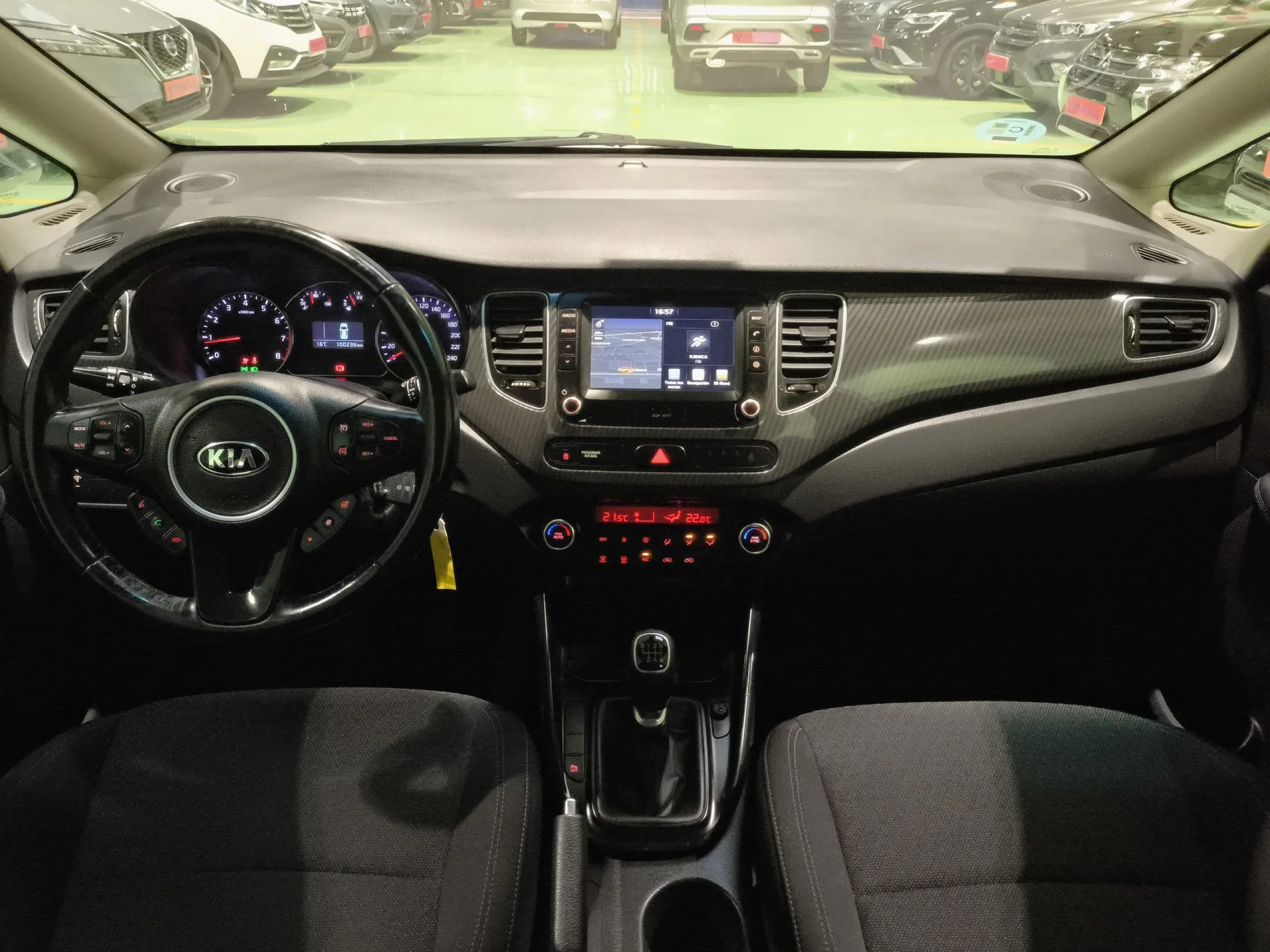 Kia Carens 1.6 GDi Drive 99 kW (135 CV) - Foto 11