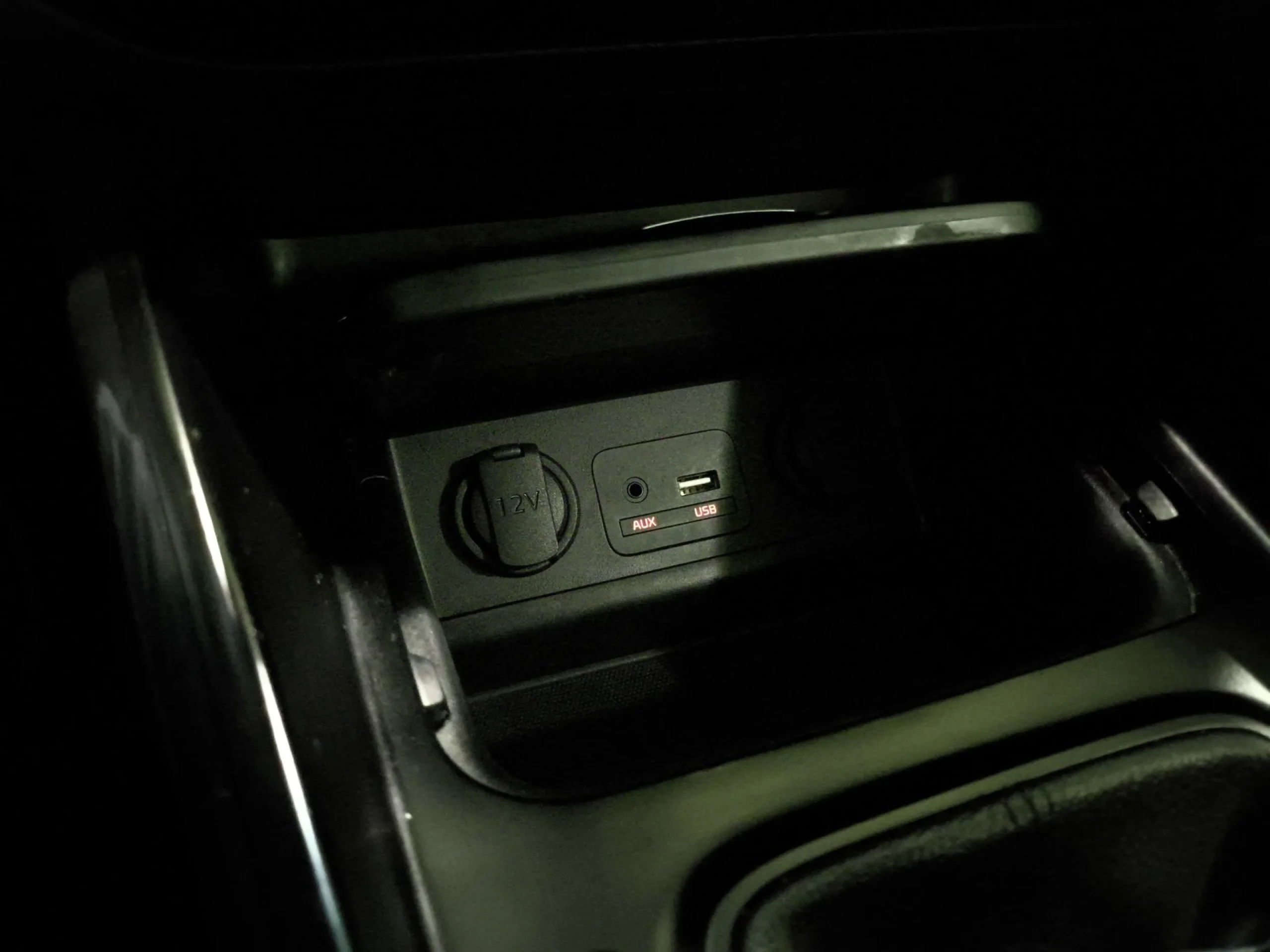 Kia Carens 1.6 GDi Drive 99 kW (135 CV) - Foto 20