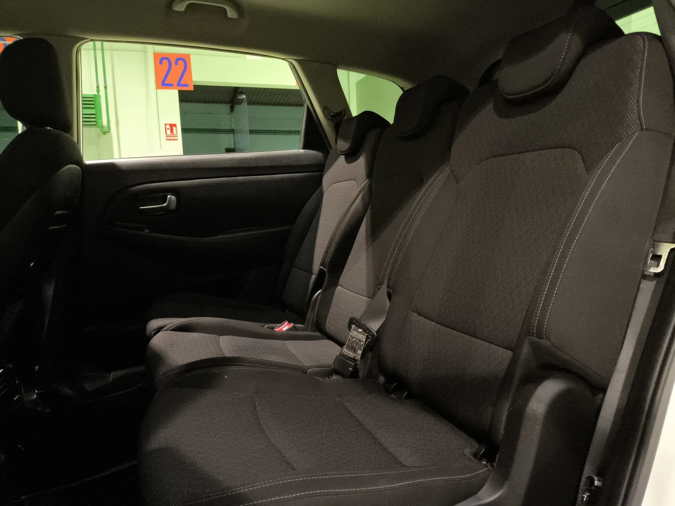 Kia Carens 1.6 GDi Drive 99 kW (135 CV) - Foto 21