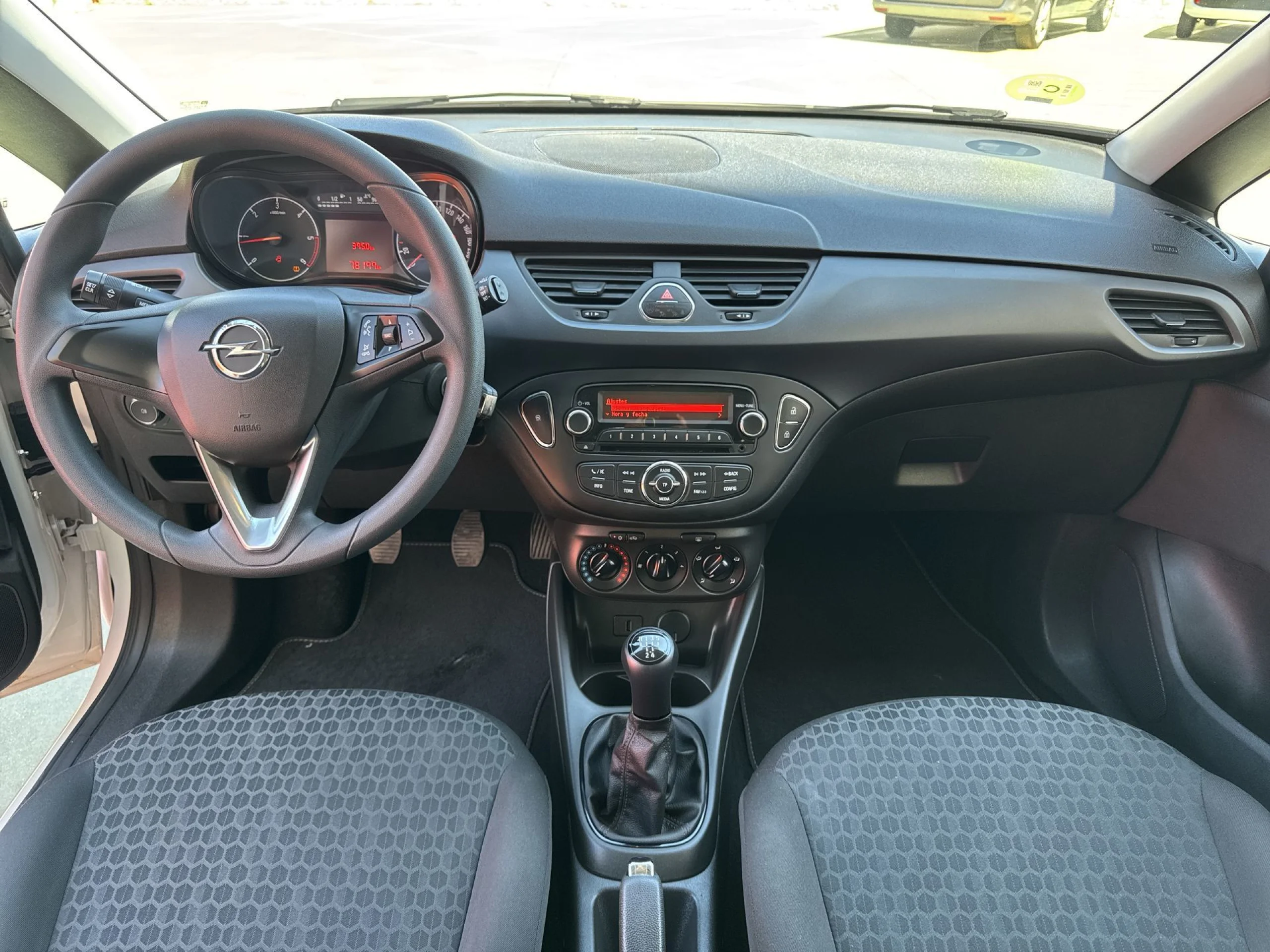 Opel Corsa 1.3 CDTI Expression 55 kW (75 CV) - Foto 11