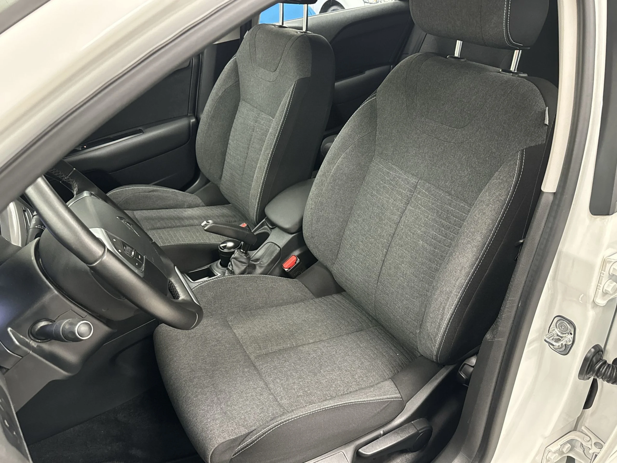 Citroen C4 PureTech 110  Feel Edition 81 kW (110 CV) - Foto 8