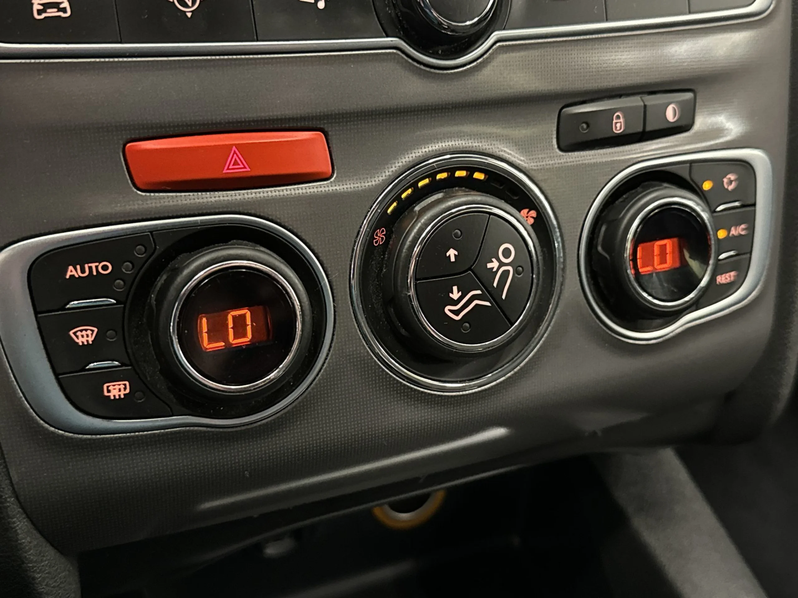 Citroen C4 PureTech 110  Feel Edition 81 kW (110 CV) - Foto 16