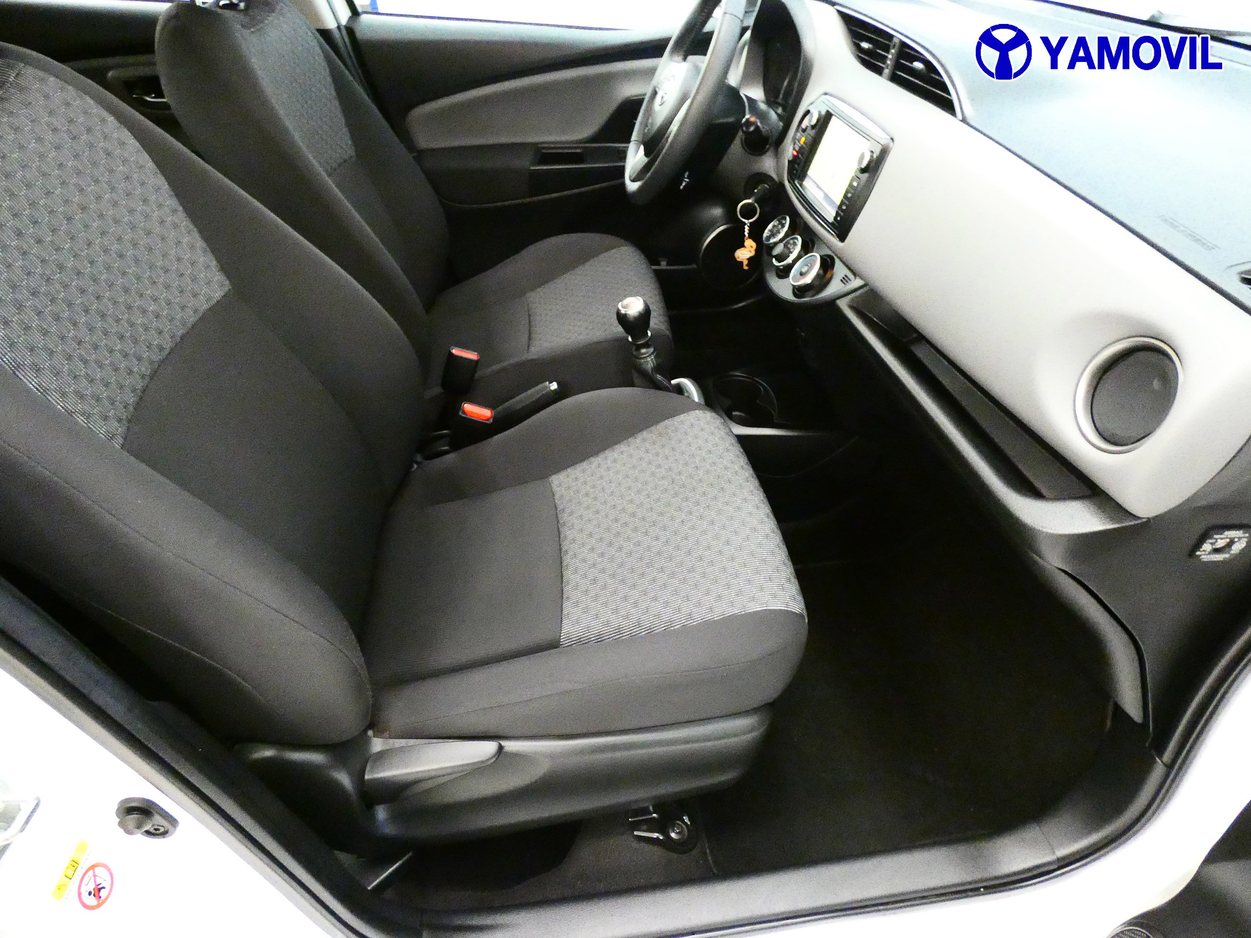 Toyota Yaris 1.4 D-4D ACTIVE MAN 5P - Foto 17