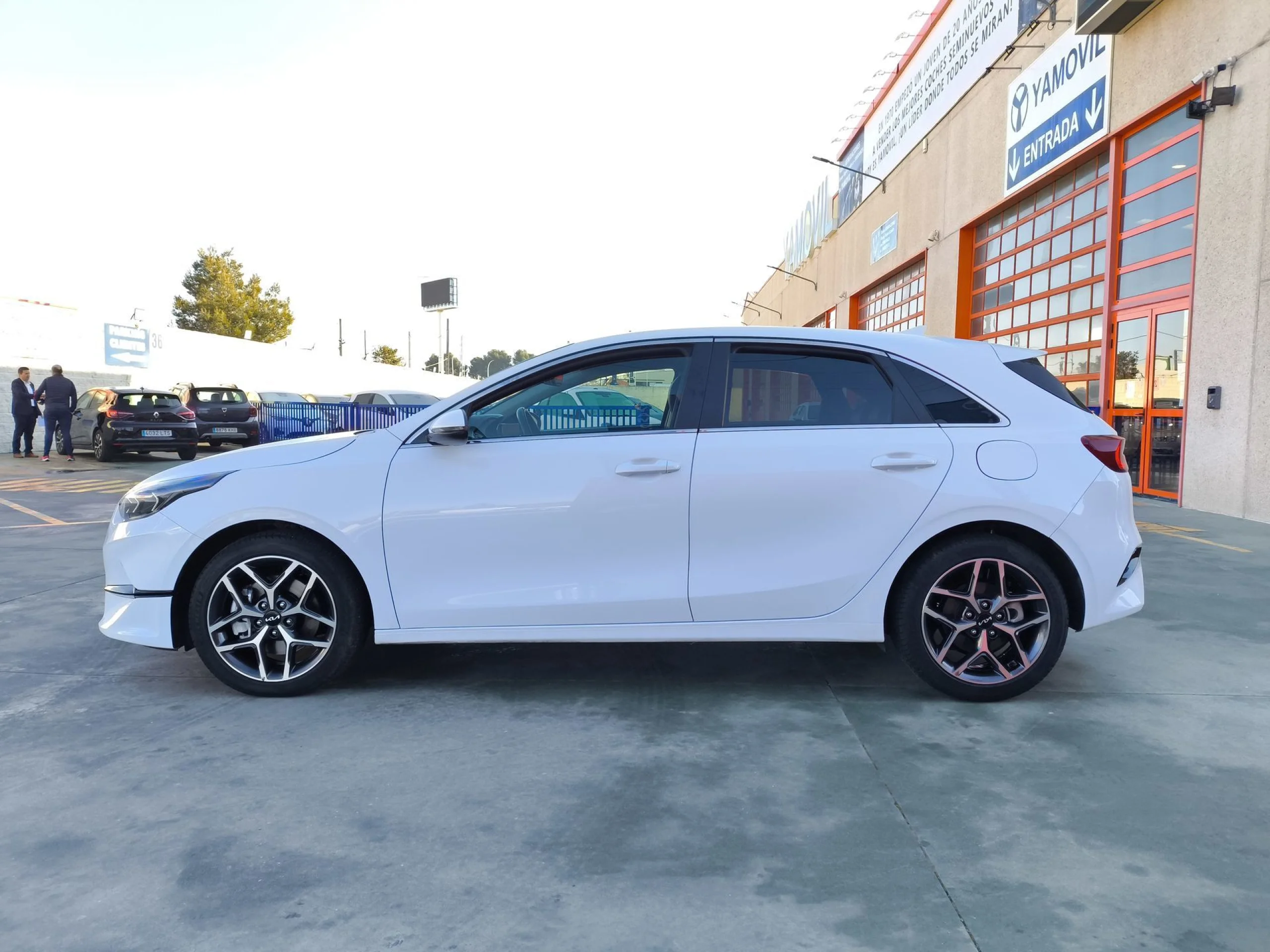 Kia Ceed 1.6 MHEV GT Line 100 kW (136 CV) - Foto 4