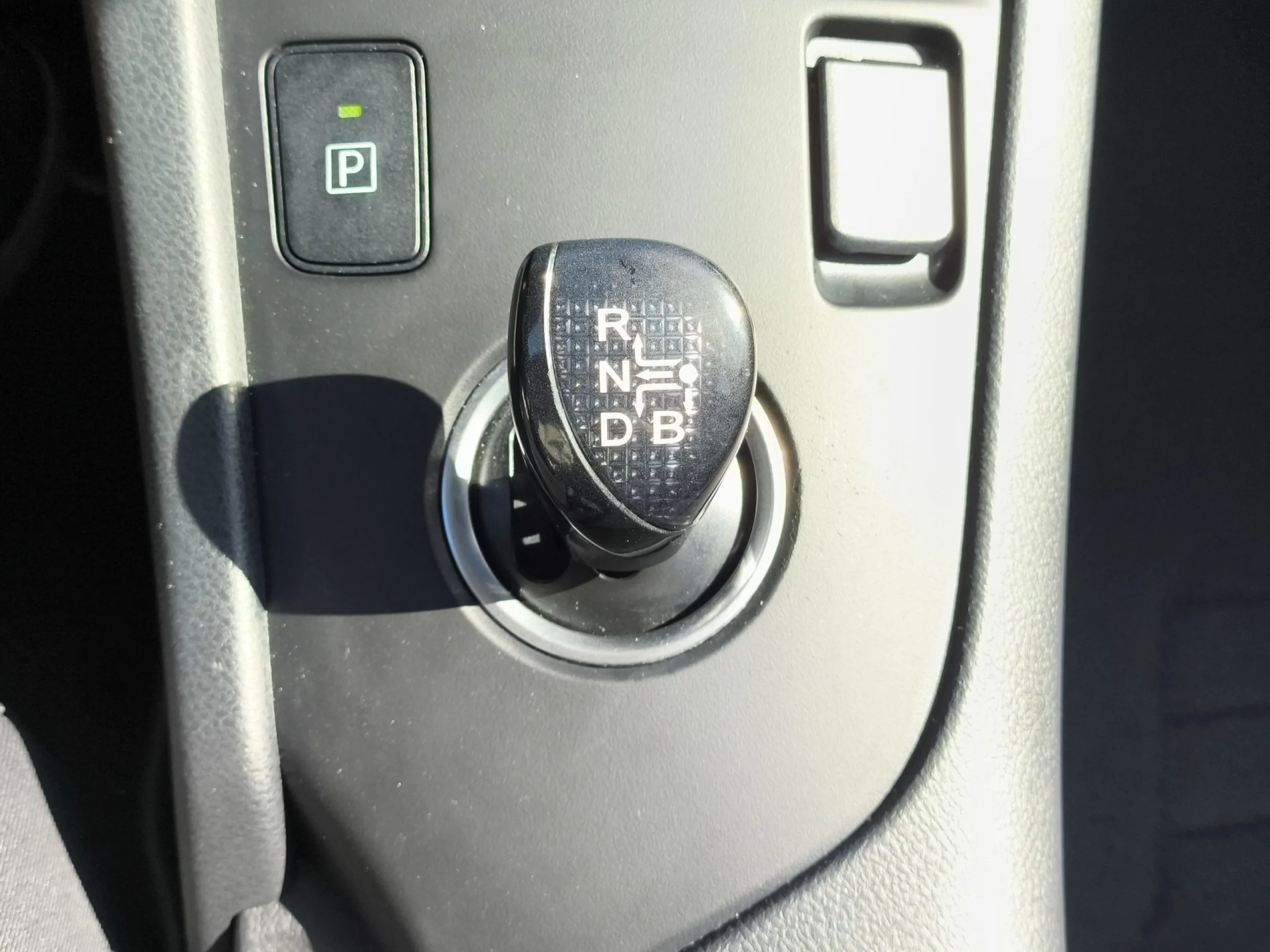 Toyota Auris 140H Hybrid Advance 100 kW (136 CV) - Foto 16