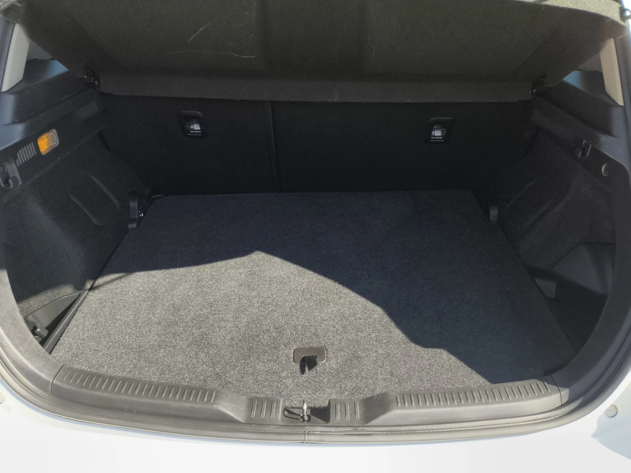 Toyota Auris 140H Hybrid Advance 100 kW (136 CV) - Foto 19