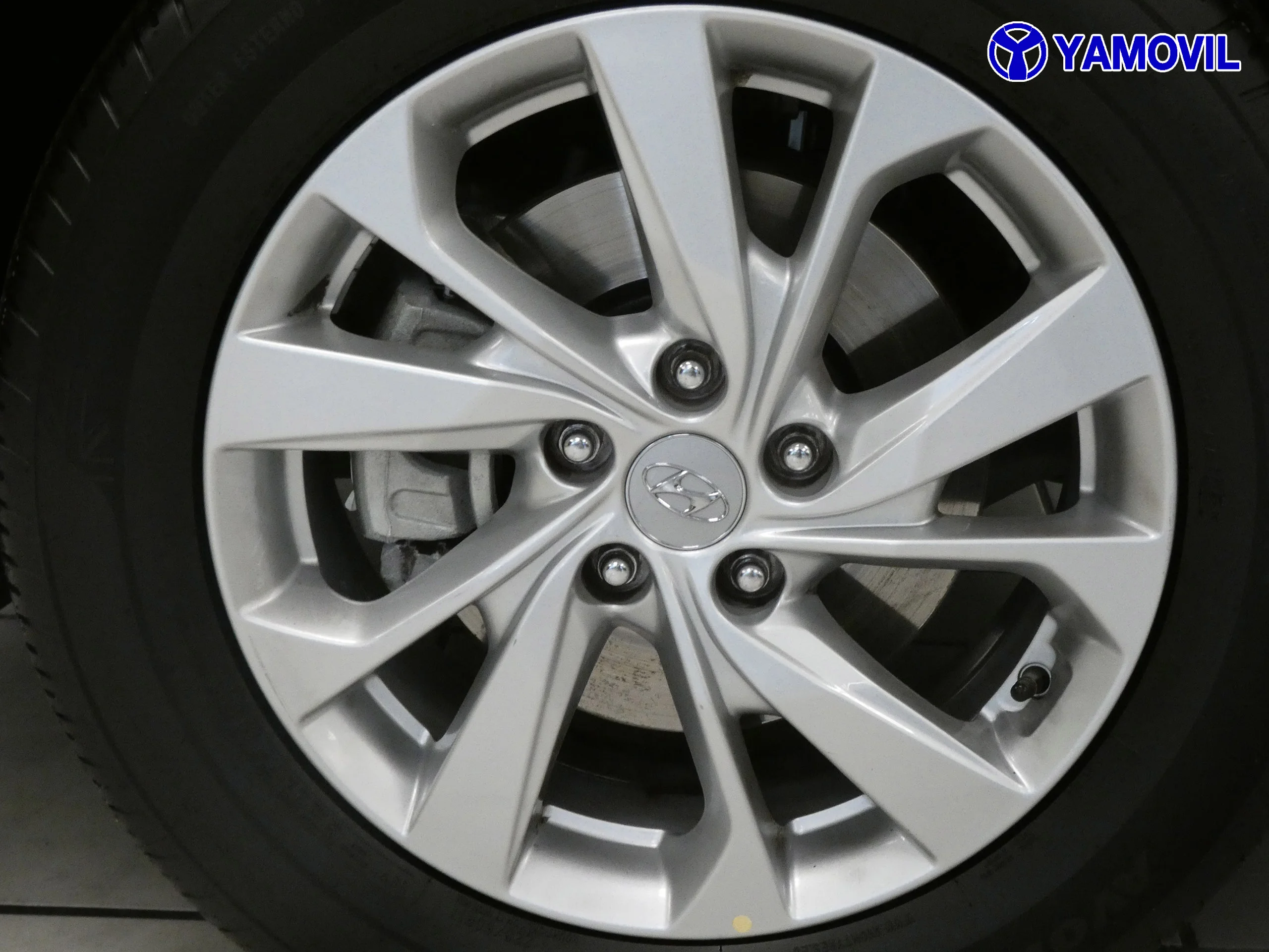 Hyundai Tucson 1.6 CRDI 48V SLE 4X2 5P - Foto 12