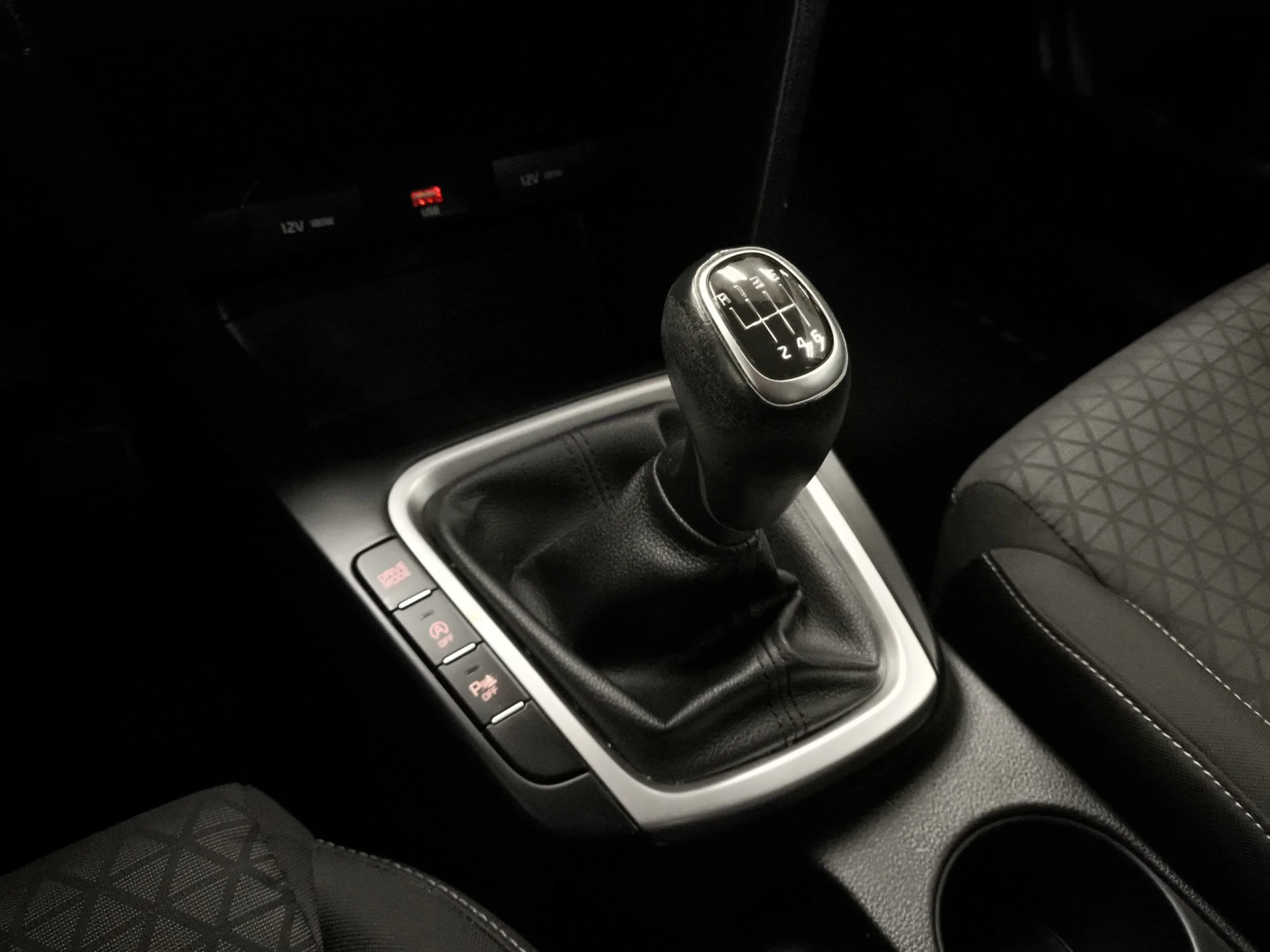 Kia Xceed 1.6 MHEV Drive iMT 100 kW (136 CV) - Foto 16