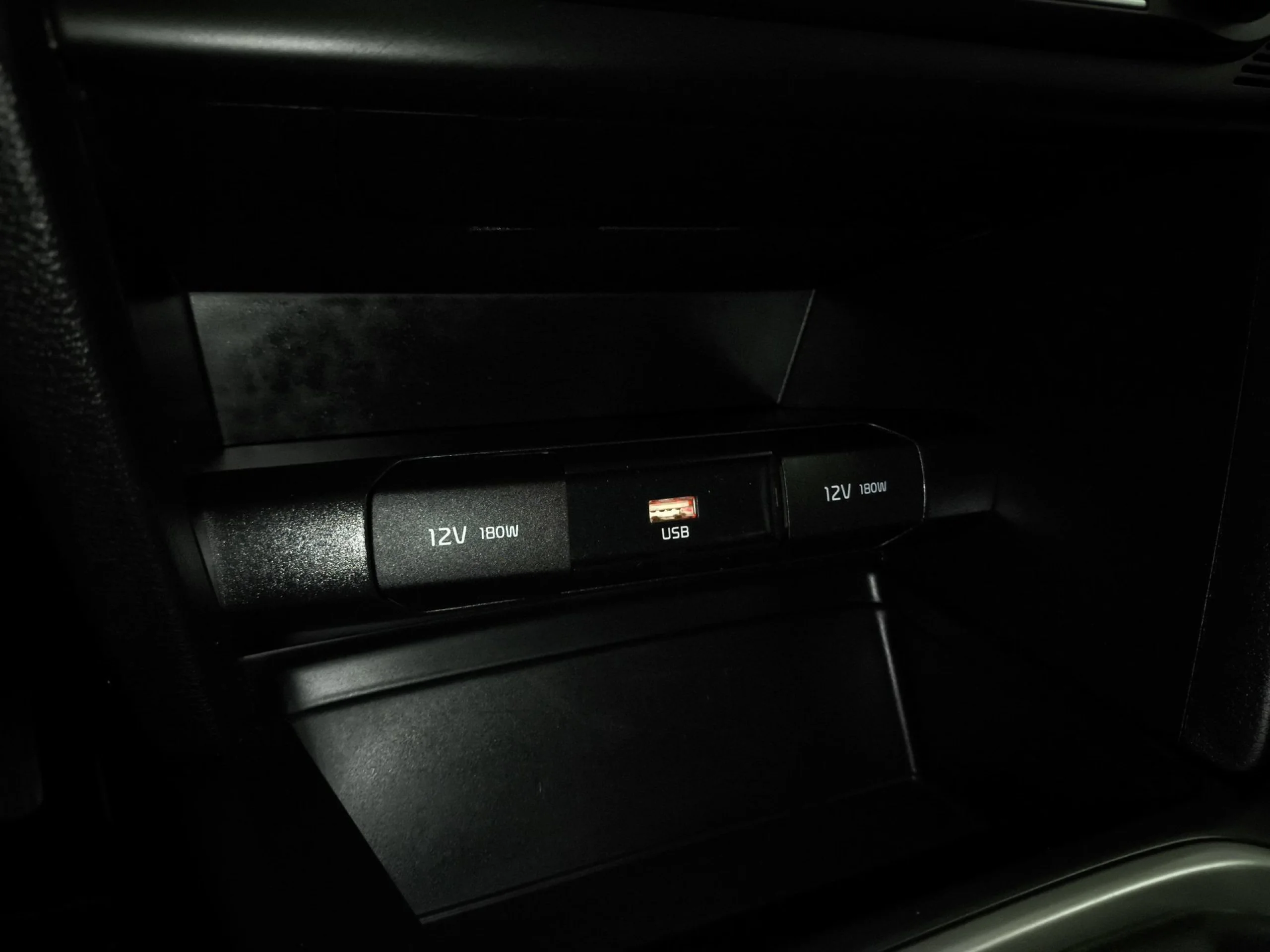 Kia Xceed 1.6 MHEV Drive iMT 100 kW (136 CV) - Foto 17