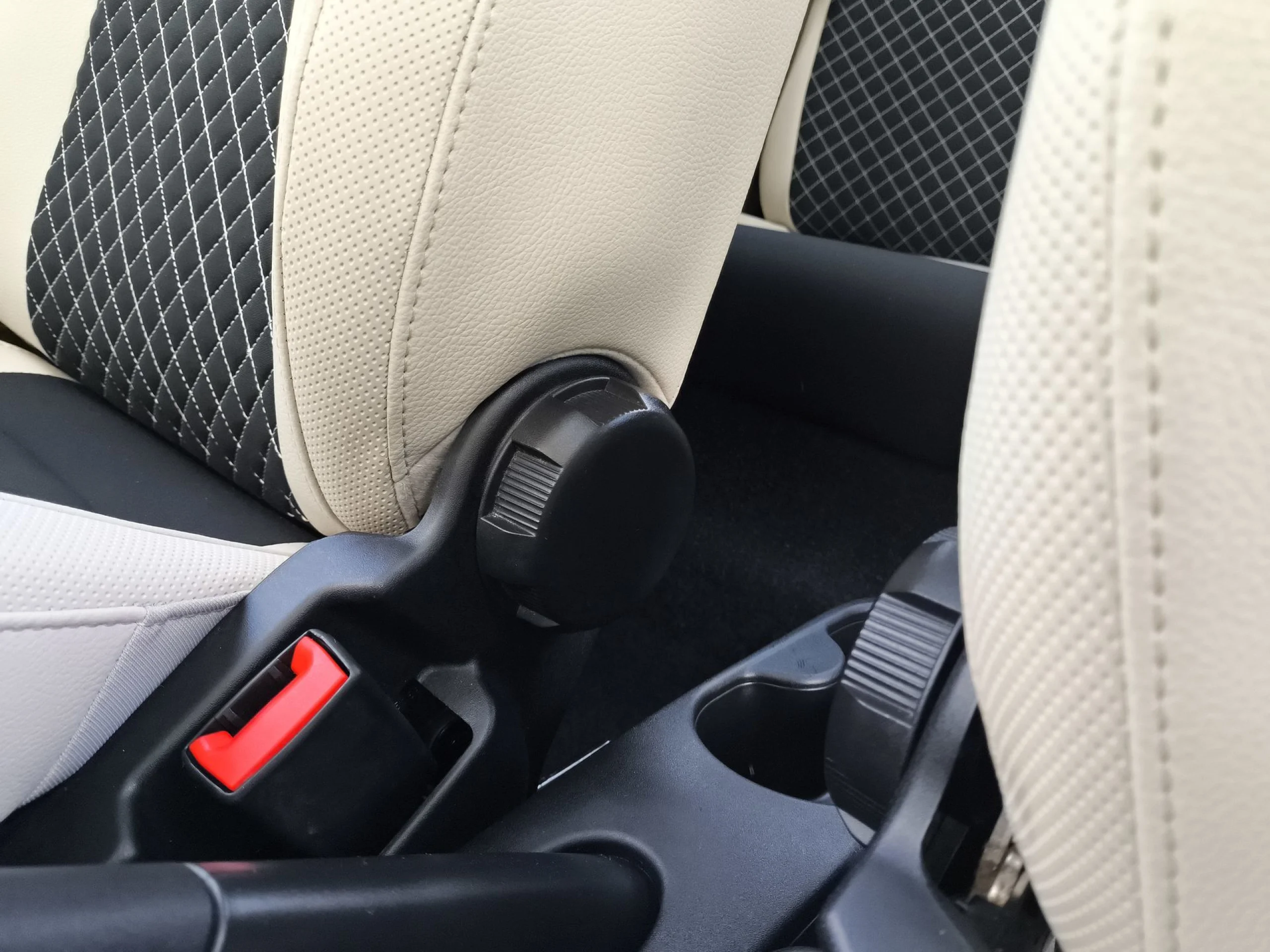 Fiat 500 1.0 Hybrid Dolcevita 51 kW (70 CV) - Foto 9