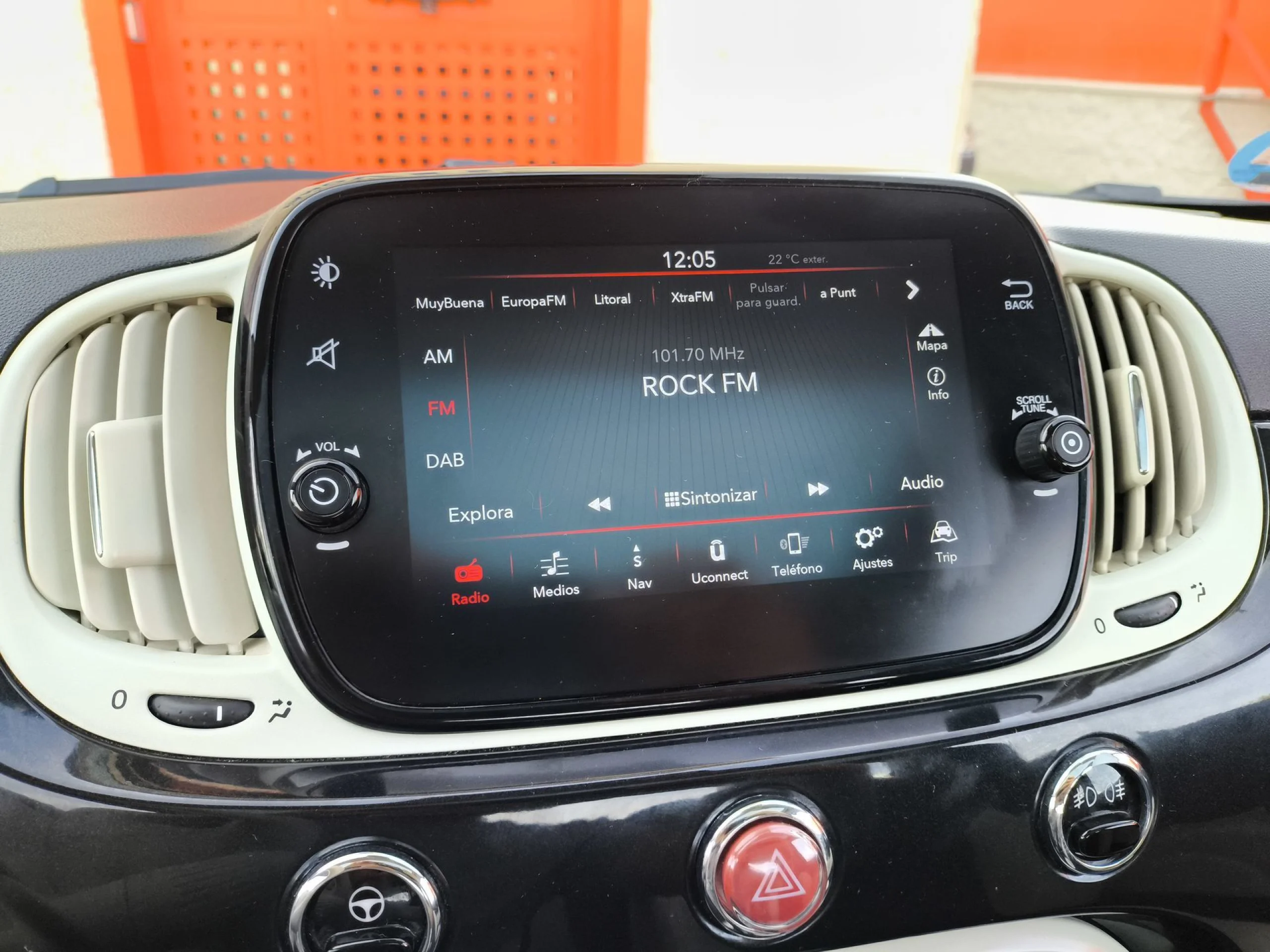 Fiat 500 1.0 Hybrid Dolcevita 51 kW (70 CV) - Foto 19