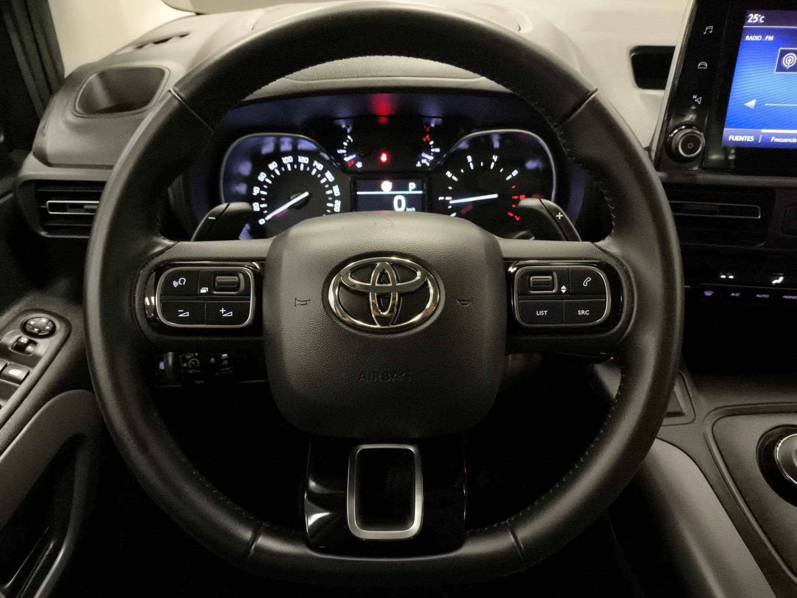 Toyota Proace City Verso 1.2 Family Active L1 Auto 96 kW (131 CV) - Foto 13