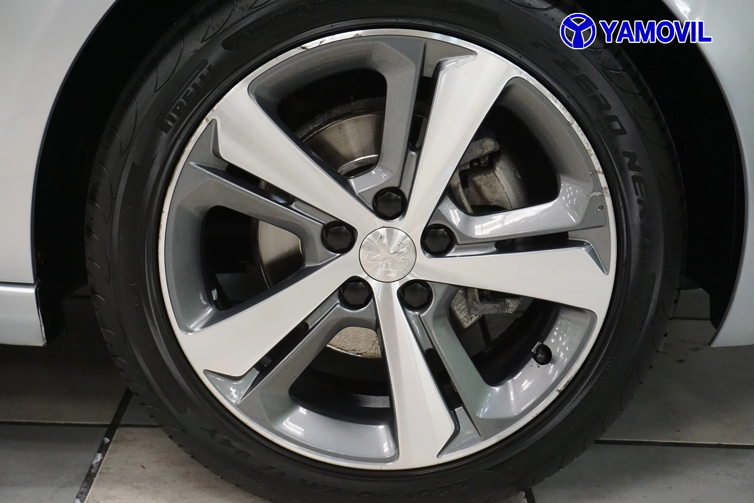 Peugeot 308 1.6 BLUEHDI ALLURE 5P - Foto 9
