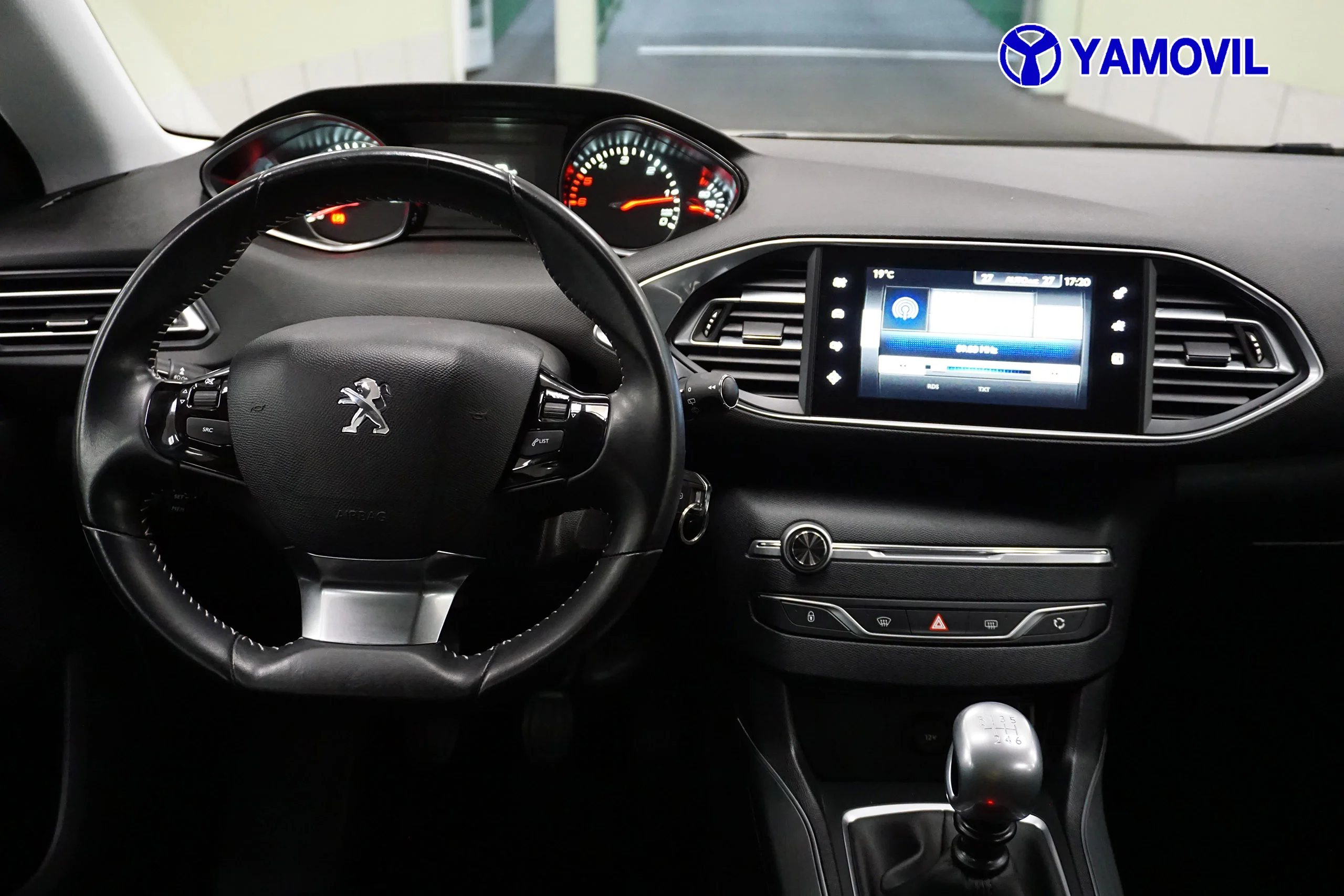 Peugeot 308 1.6 BLUEHDI ALLURE 5P - Foto 17