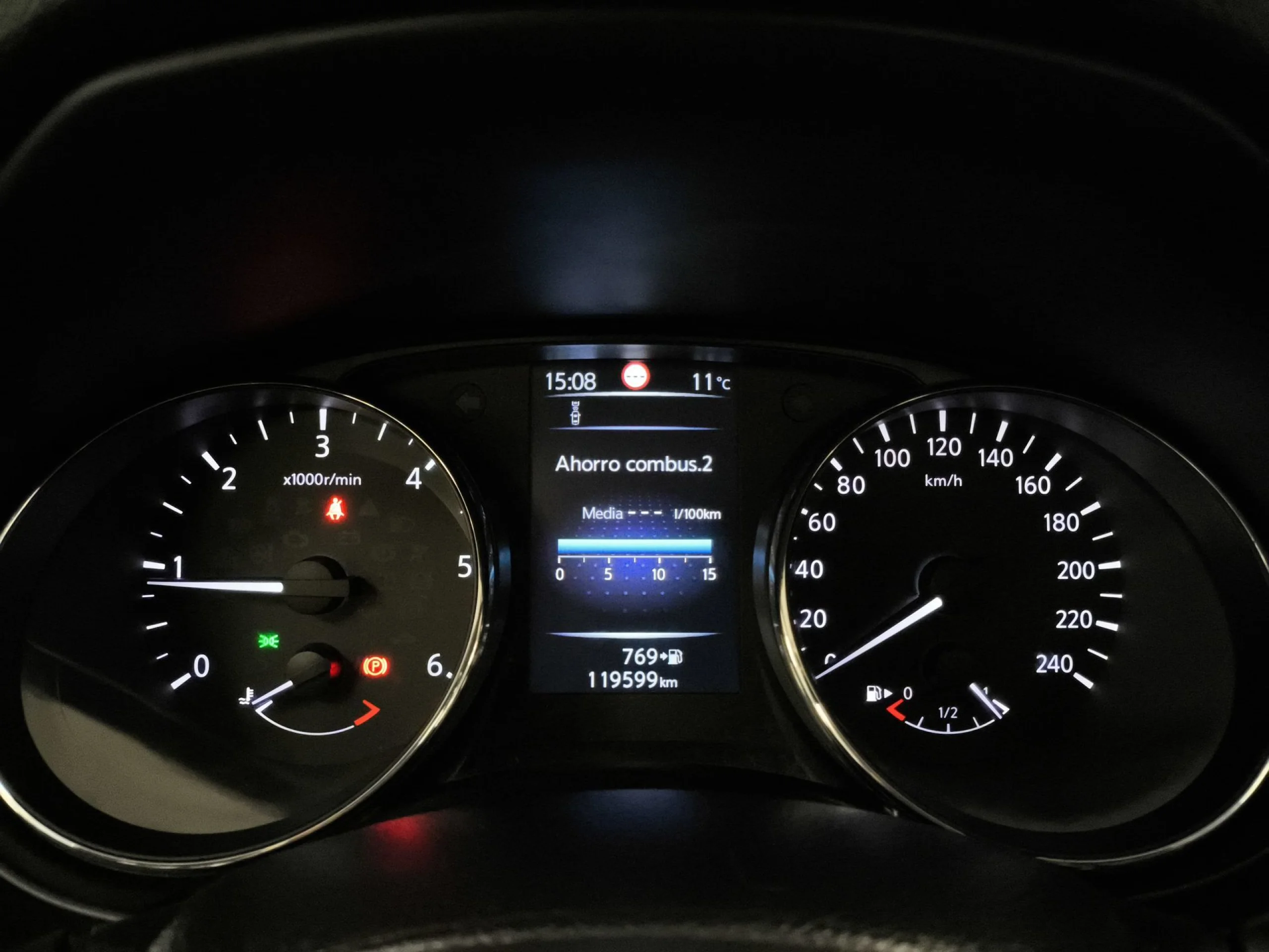 Nissan Qashqai dCi 130 Acenta 4x2 96 kW (130 CV) - Foto 14