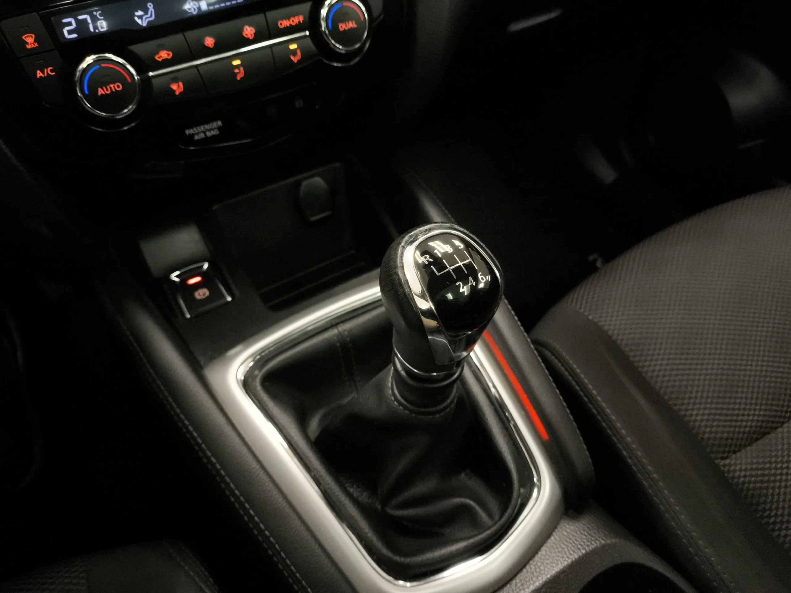 Nissan Qashqai dCi 130 Acenta 4x2 96 kW (130 CV) - Foto 19