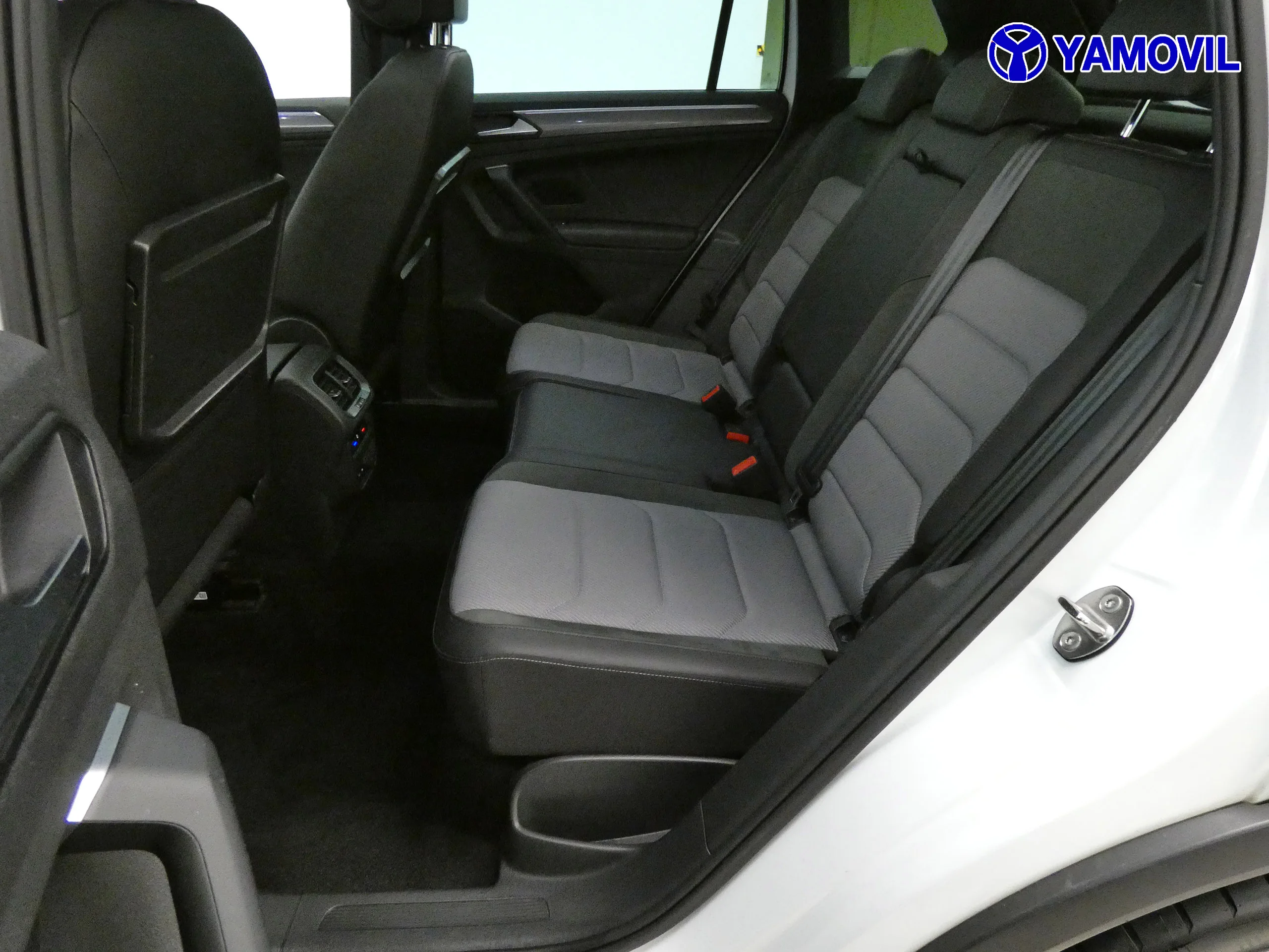 Volkswagen Tiguan 2.0TDI DSG R-LINE - Foto 24