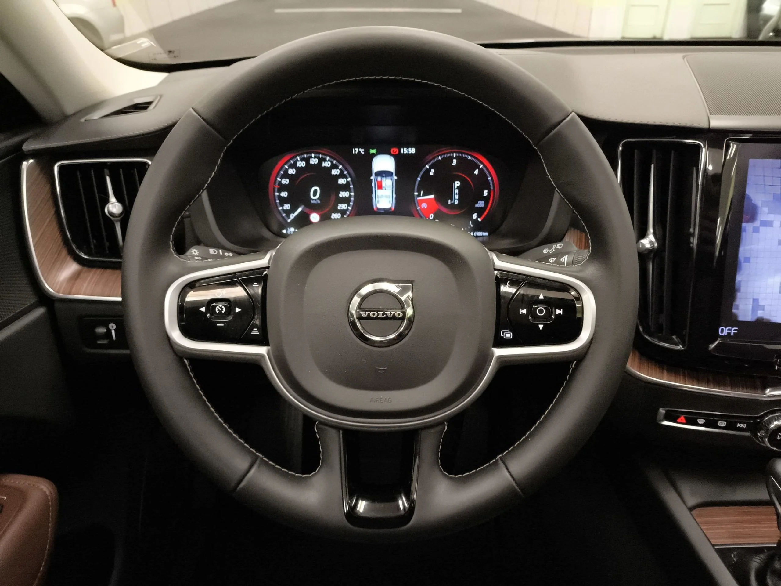 Volvo Xc60 D4 Inscription Auto 140 kW (190 CV) - Foto 11