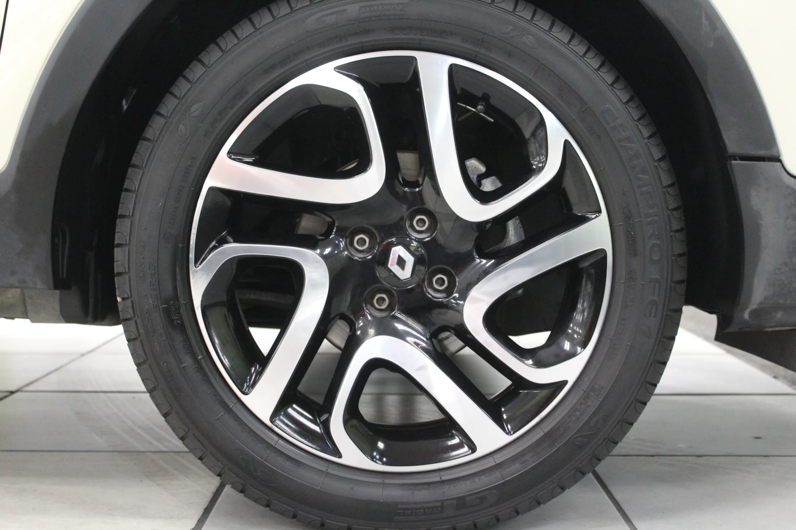 Renault Captur Zen Energy TCe 66 kW (90 CV) - Foto 9