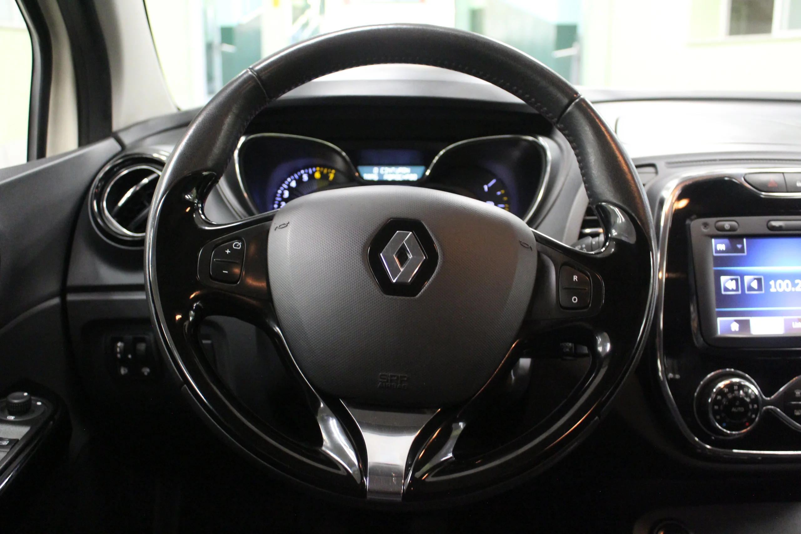 Renault Captur Zen Energy TCe 66 kW (90 CV) - Foto 17