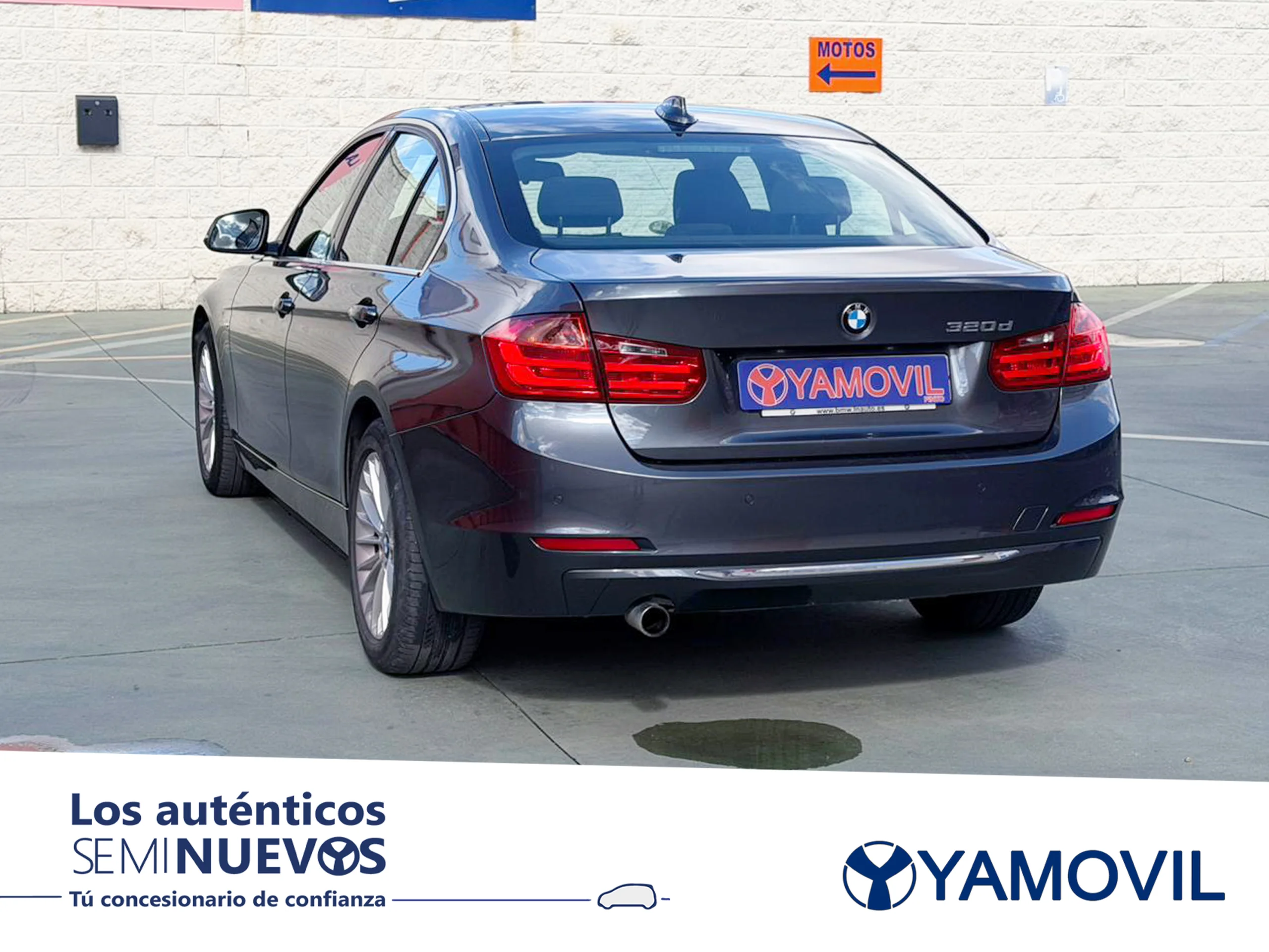 BMW Serie 3 320d Luxury 135 kW (184 CV) - Foto 4